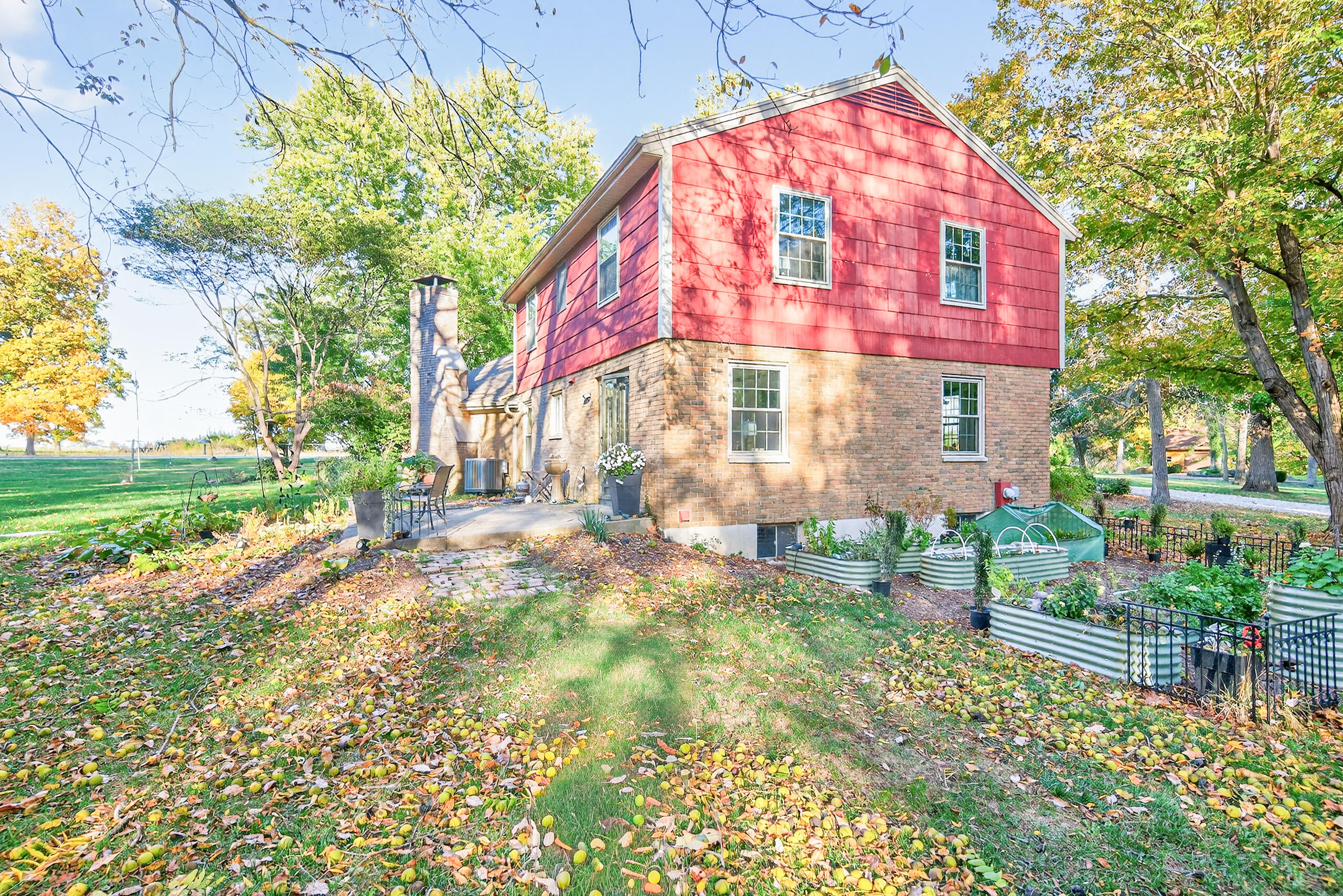 5940 Horseshoe Bend Road, Ludlow Falls, Ohio 45339