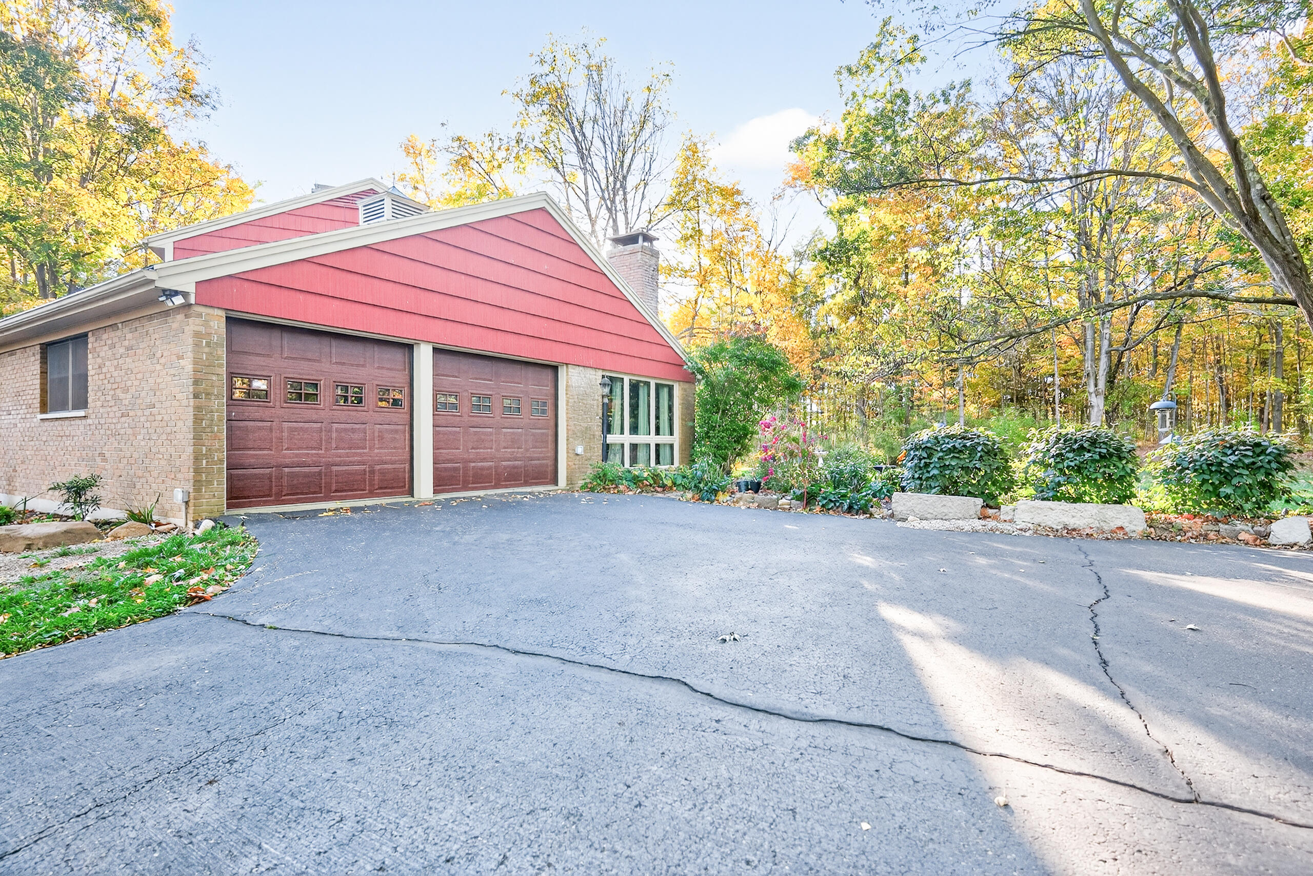 5940 Horseshoe Bend Road, Ludlow Falls, Ohio 45339