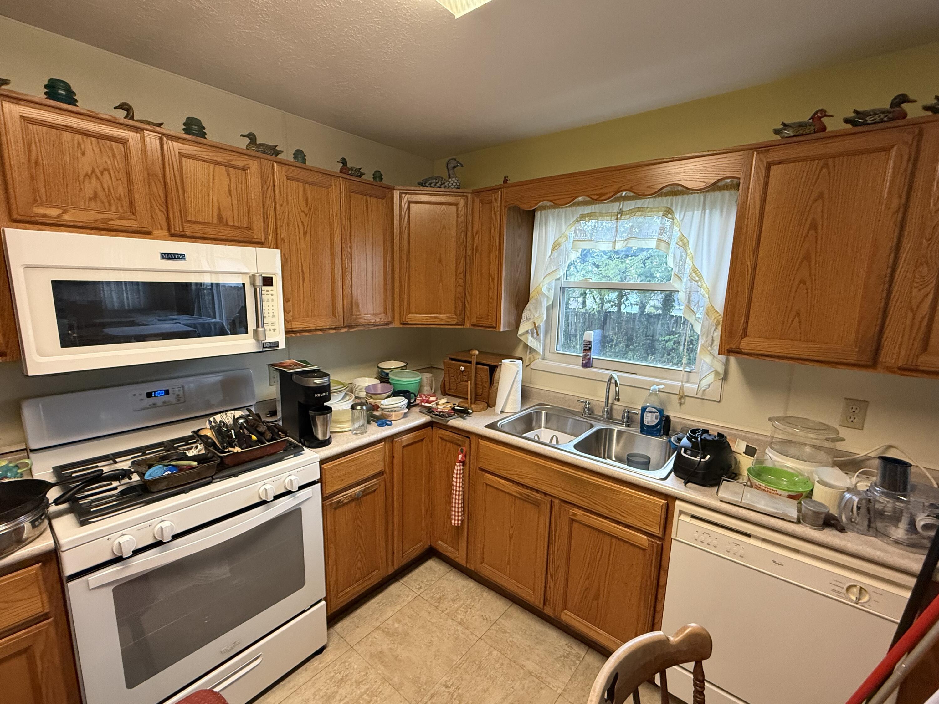 160 Locust Drive, Fairborn, Ohio 45324