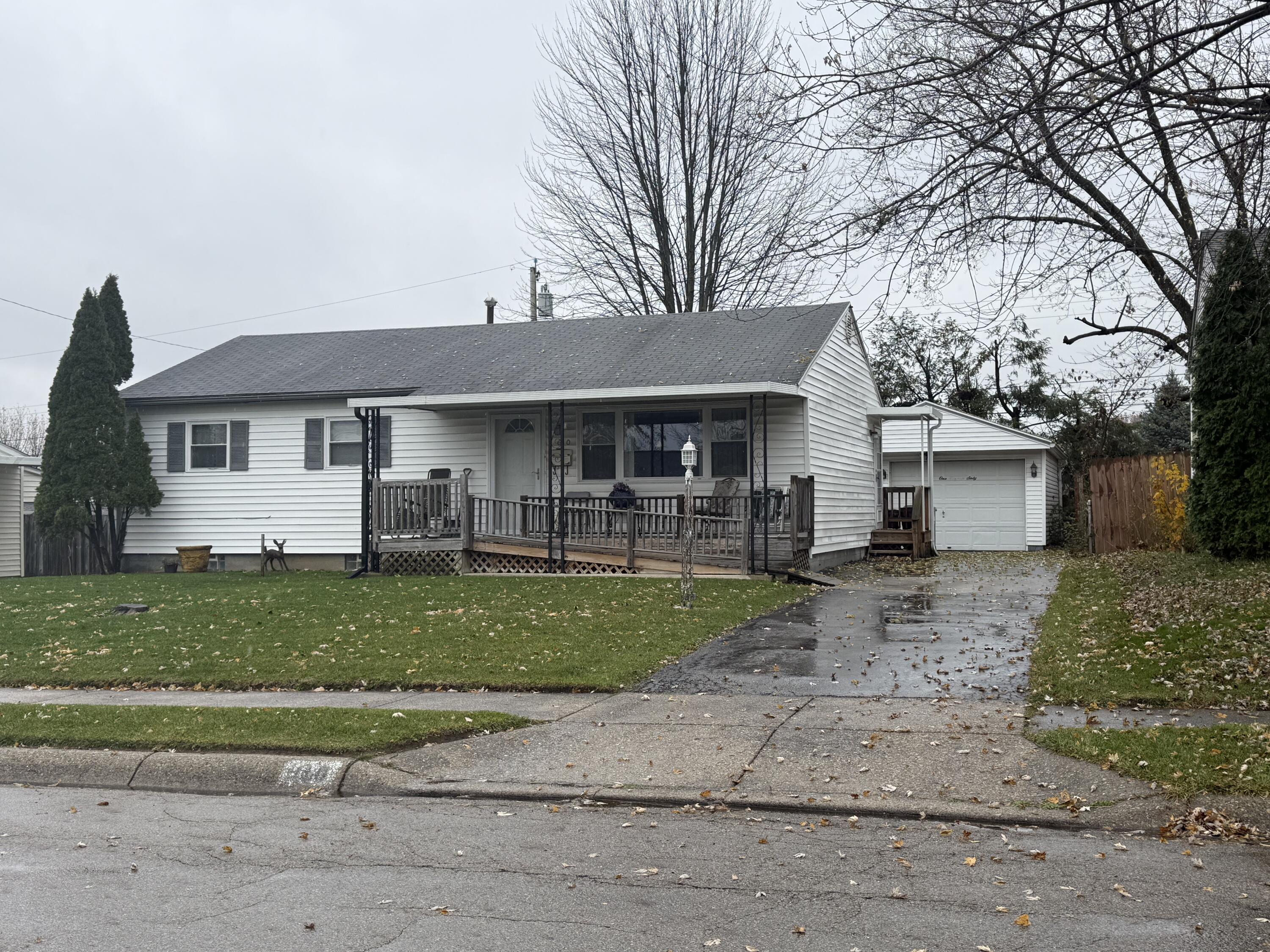 160 Locust Drive, Fairborn, Ohio 45324