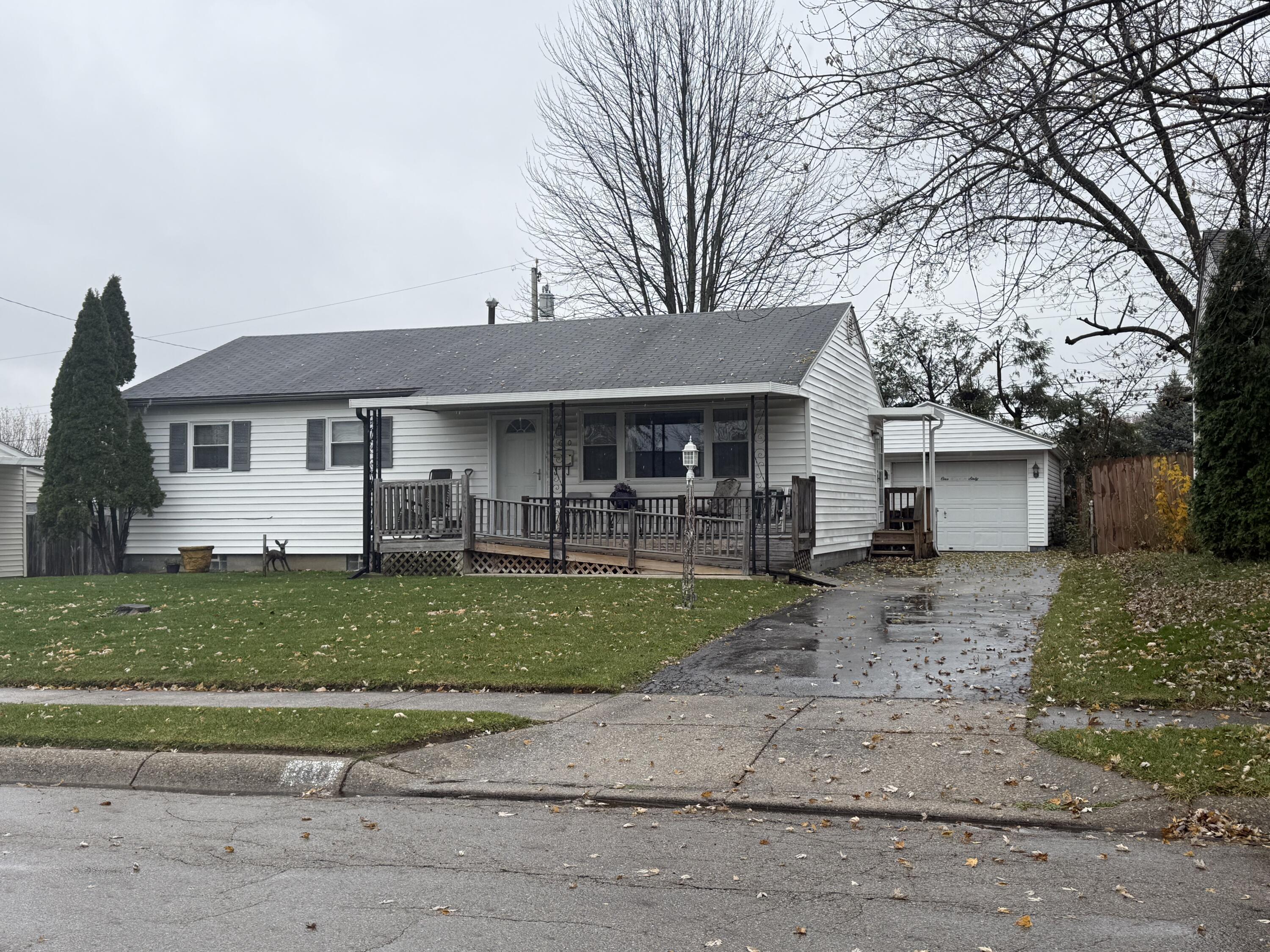 160 Locust Drive, Fairborn, Ohio 45324