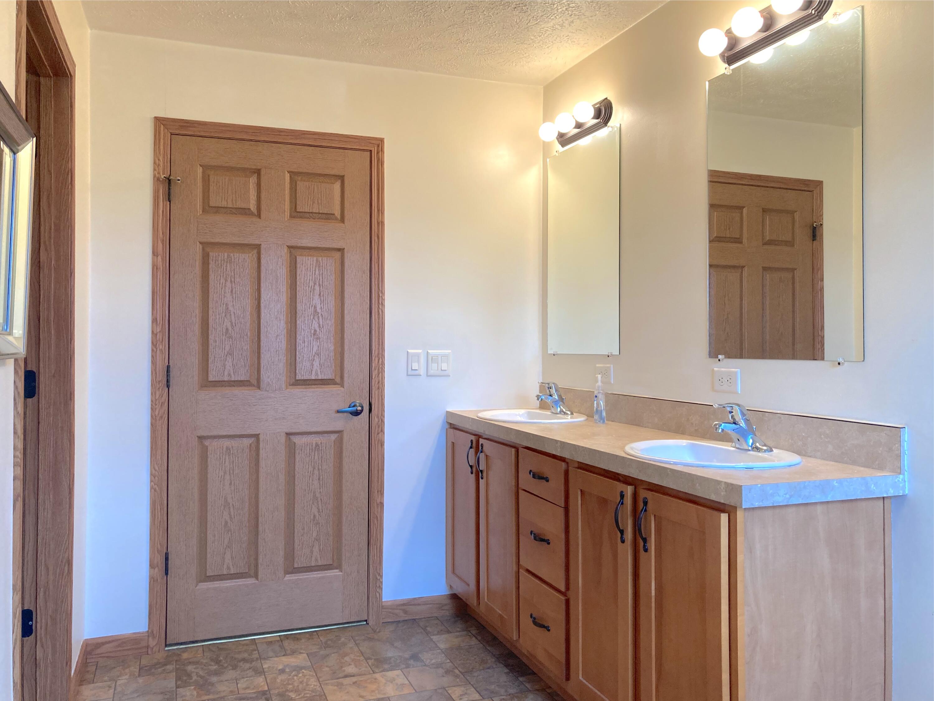 22275 Buckland Holden Road, Wapakoneta, Ohio 45895