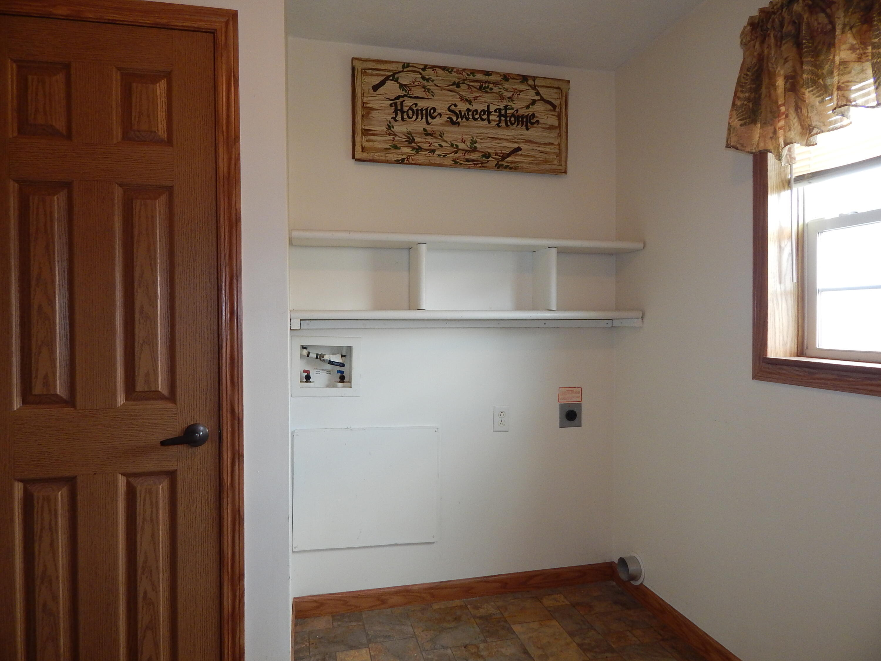 22275 Buckland Holden Road, Wapakoneta, Ohio 45895