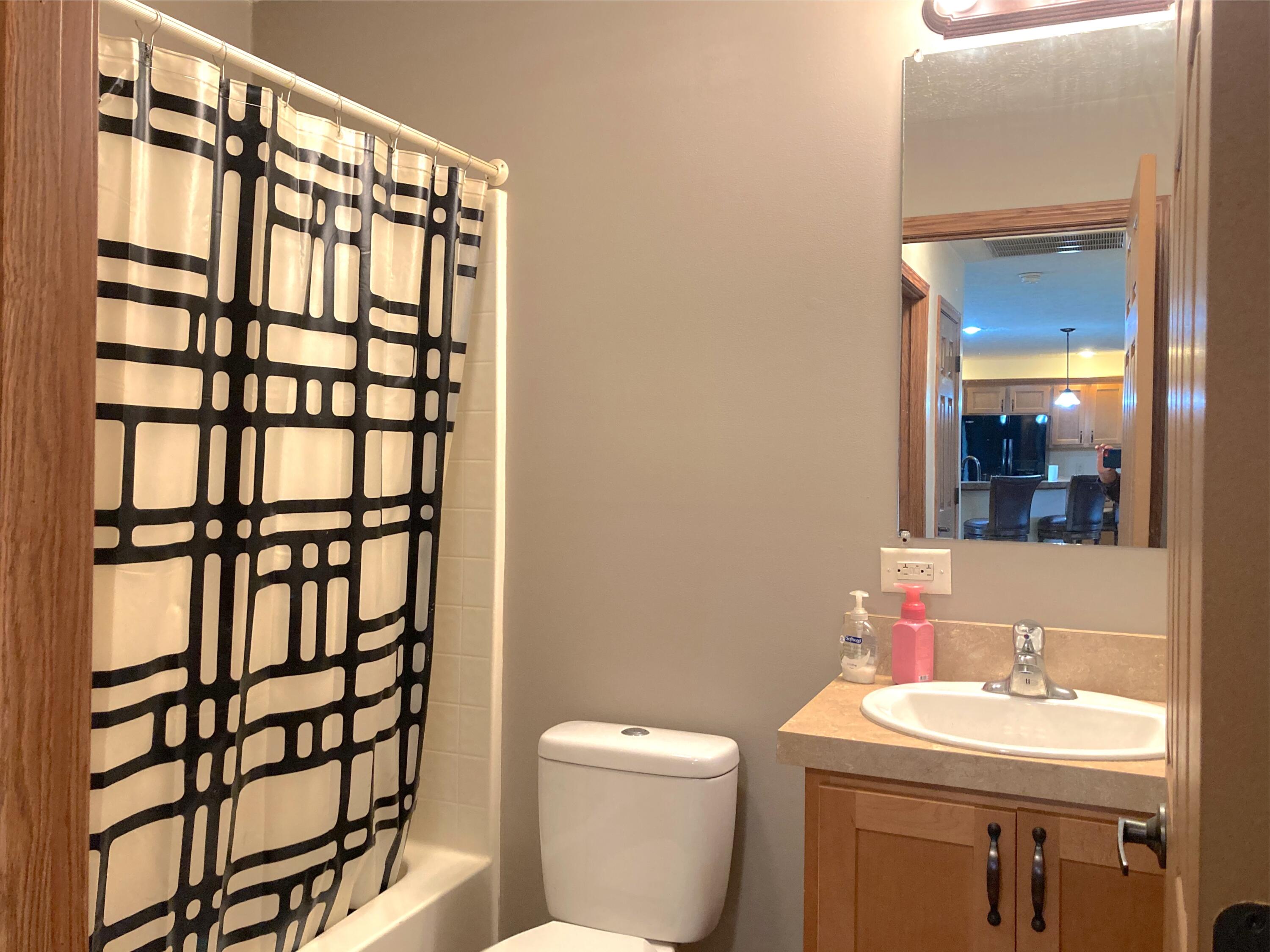 22275 Buckland Holden Road, Wapakoneta, Ohio 45895