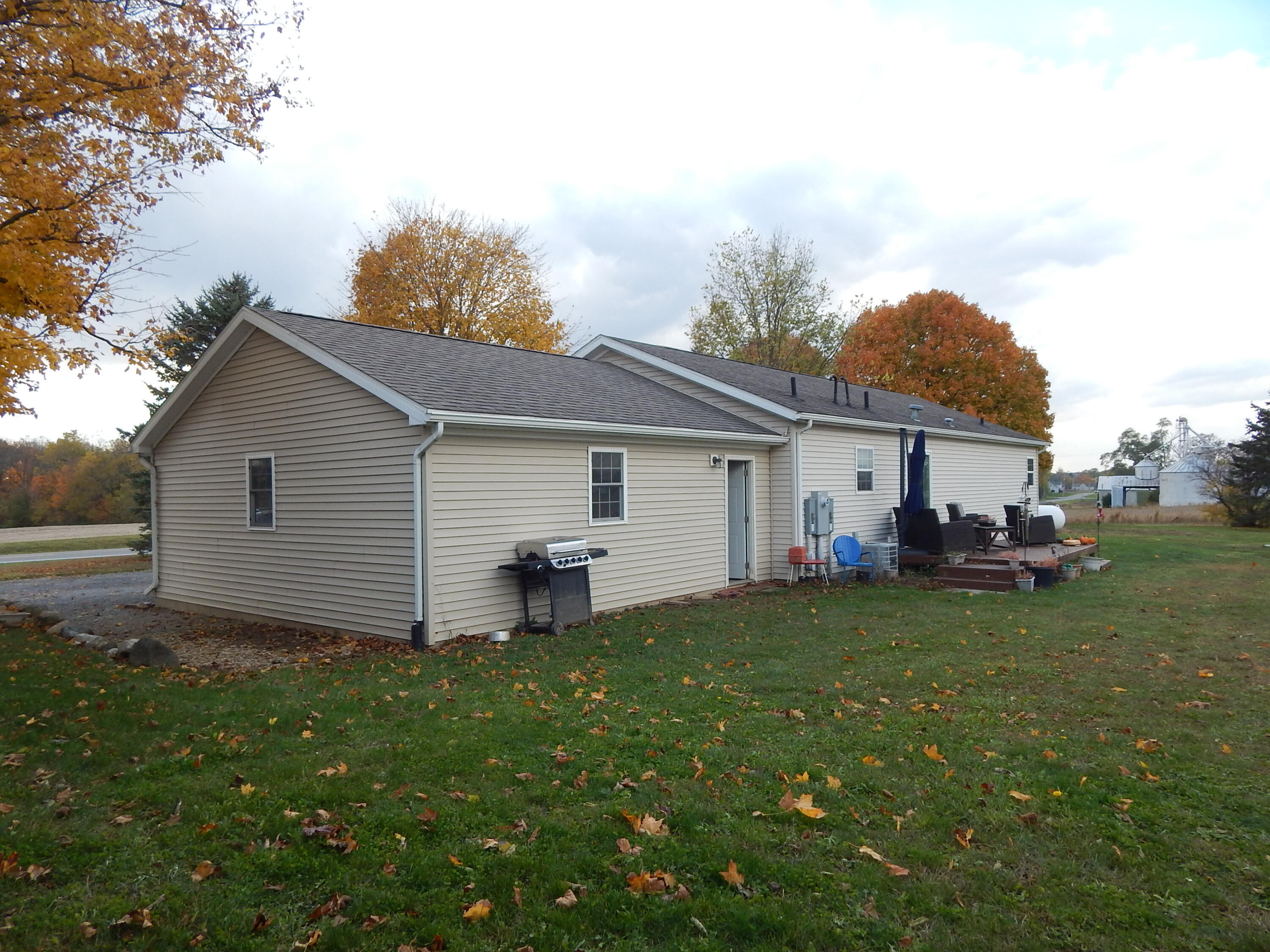 22275 Buckland Holden Road, Wapakoneta, Ohio 45895