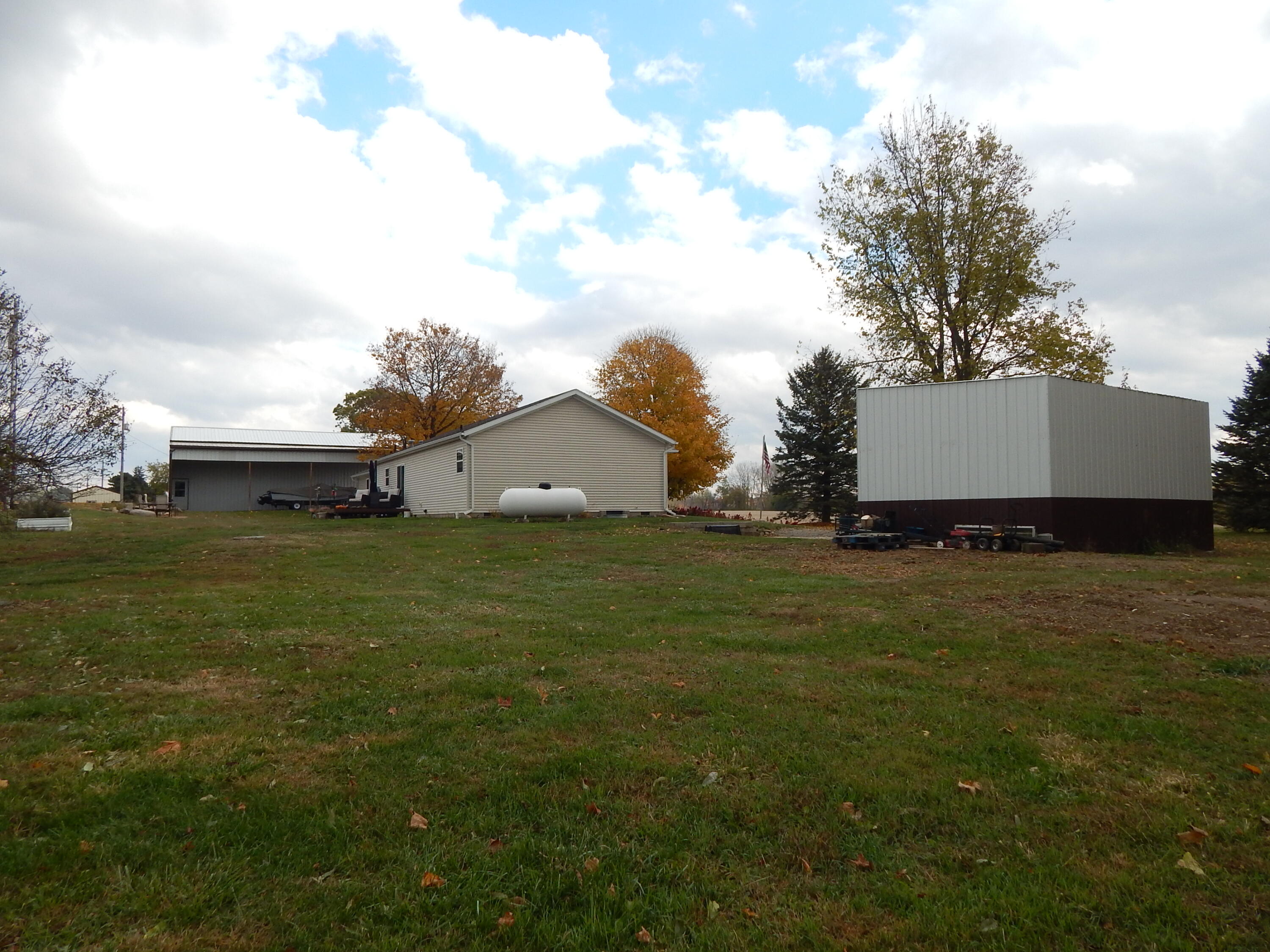 22275 Buckland Holden Road, Wapakoneta, Ohio 45895