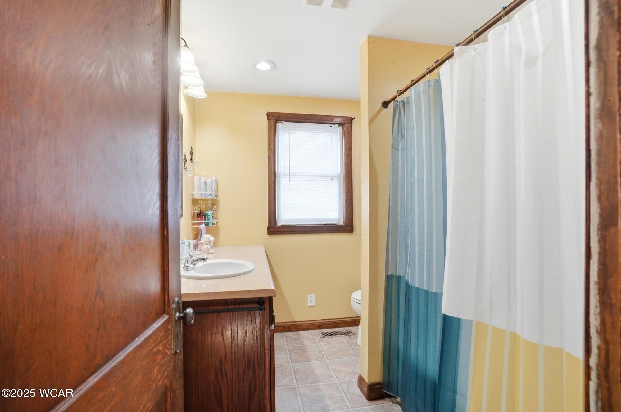 656 Main Street, Bluffton, Ohio