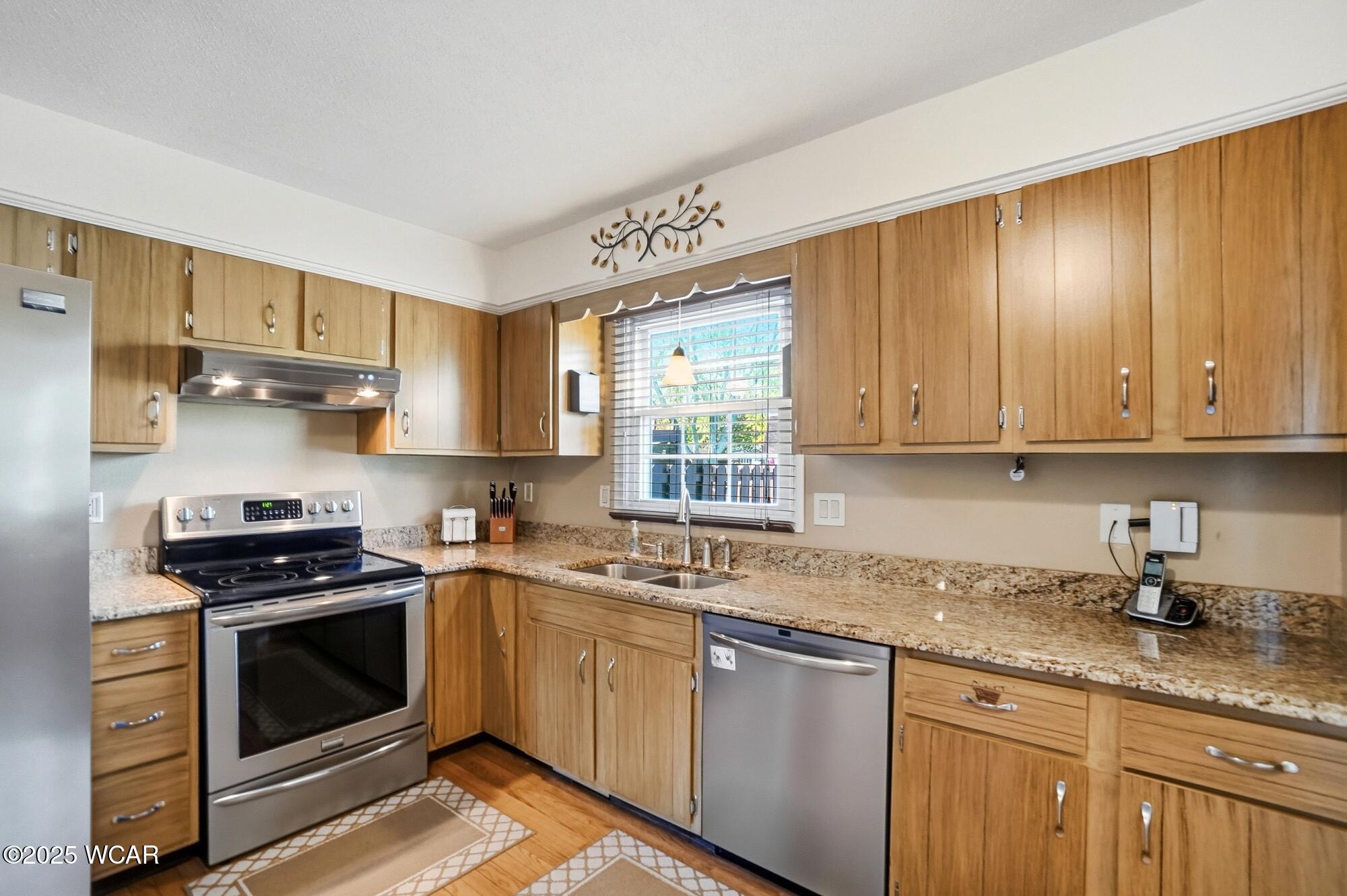 838 Longmeadow Lane, Findlay, Ohio