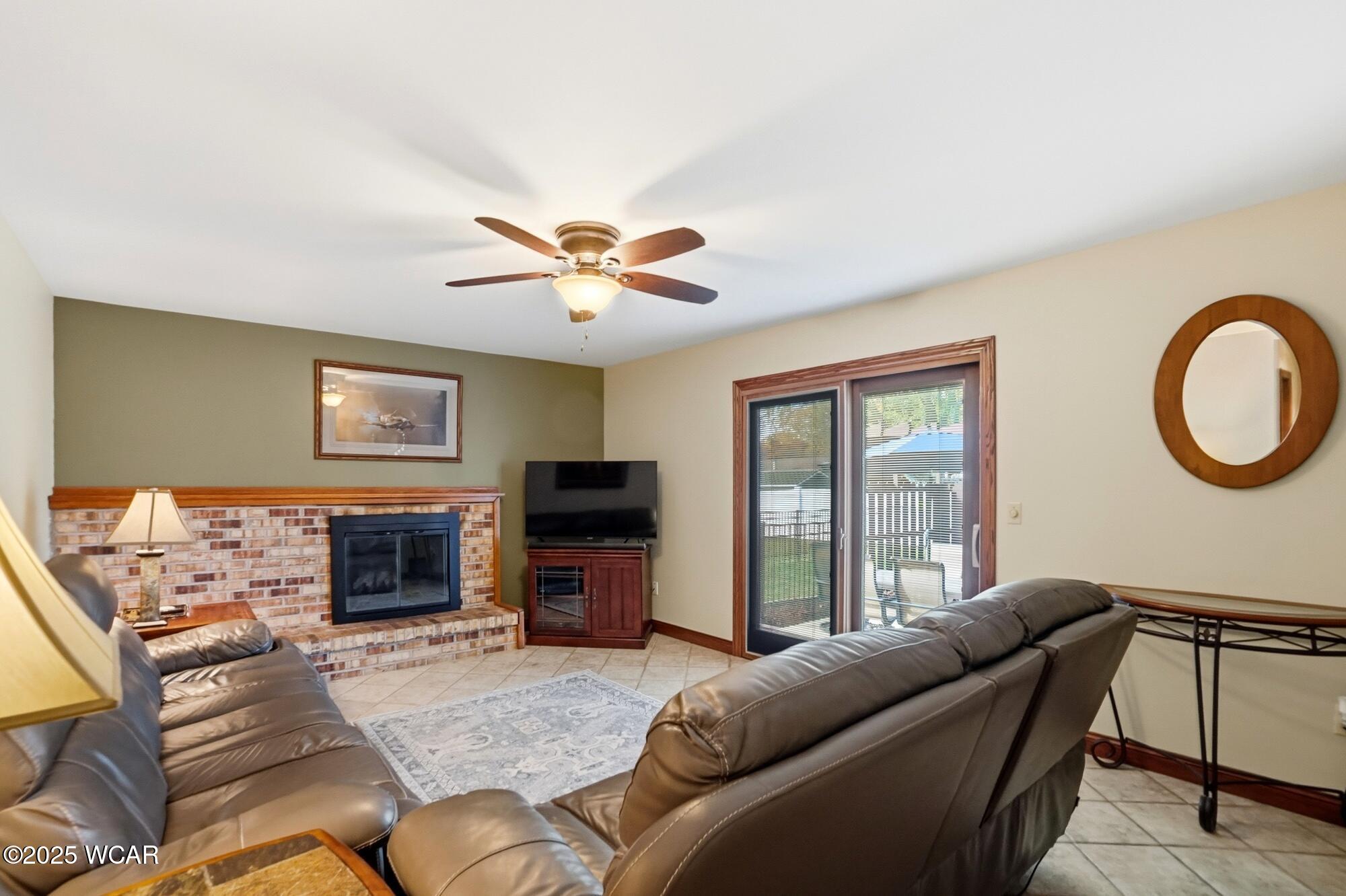 838 Longmeadow Lane, Findlay, Ohio