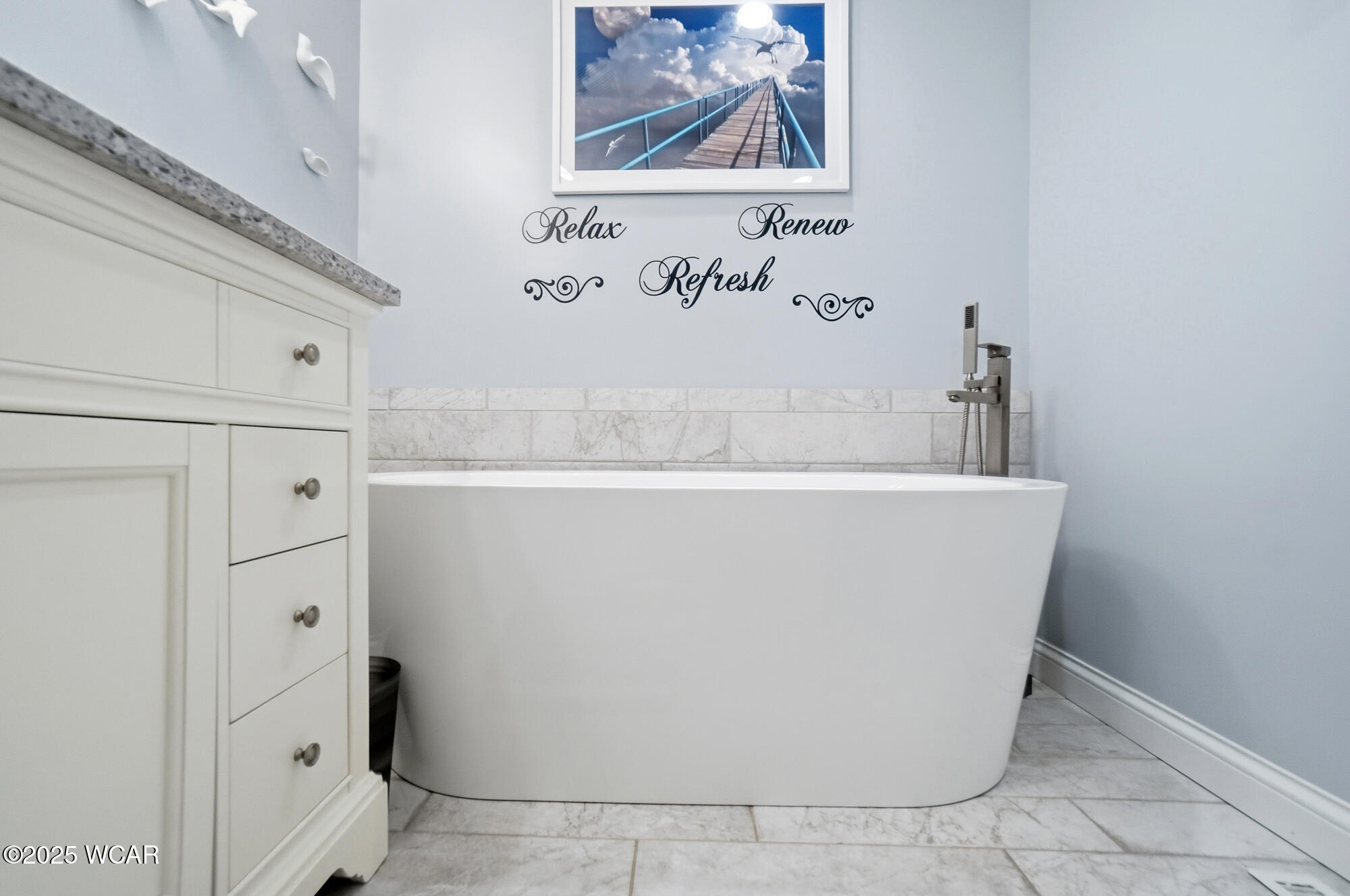 838 Longmeadow Lane, Findlay, Ohio