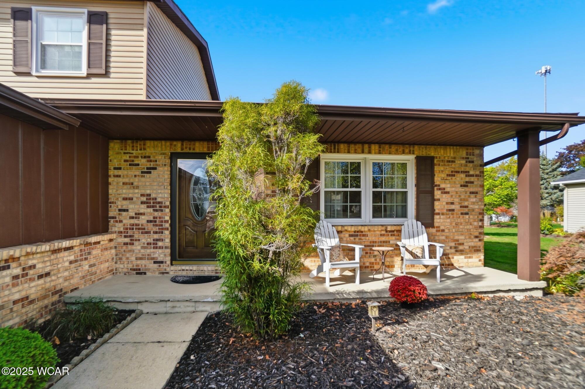 838 Longmeadow Lane, Findlay, Ohio