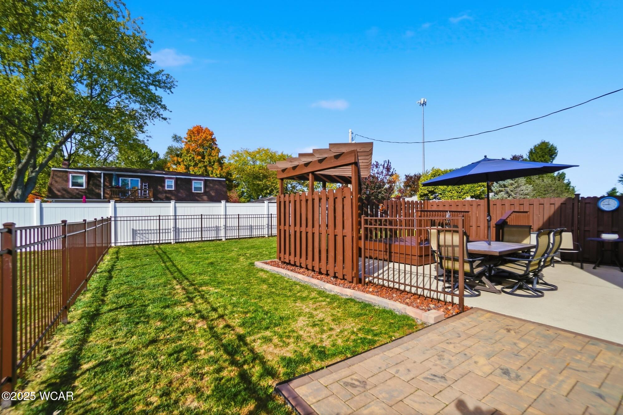 838 Longmeadow Lane, Findlay, Ohio