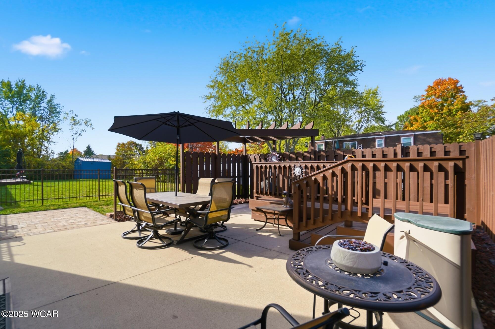 838 Longmeadow Lane, Findlay, Ohio