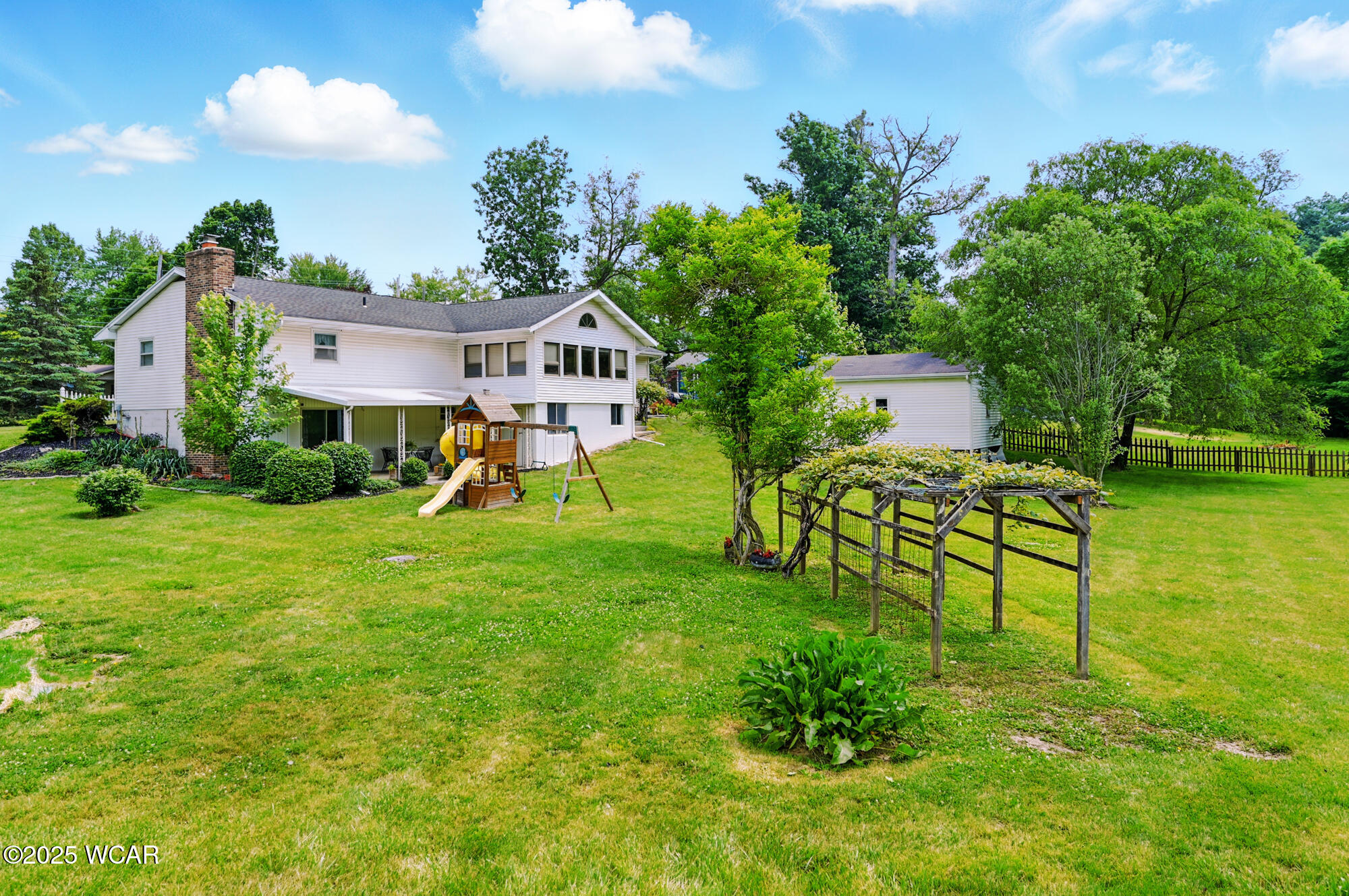 1129 Bluelick Road, Lima, Ohio