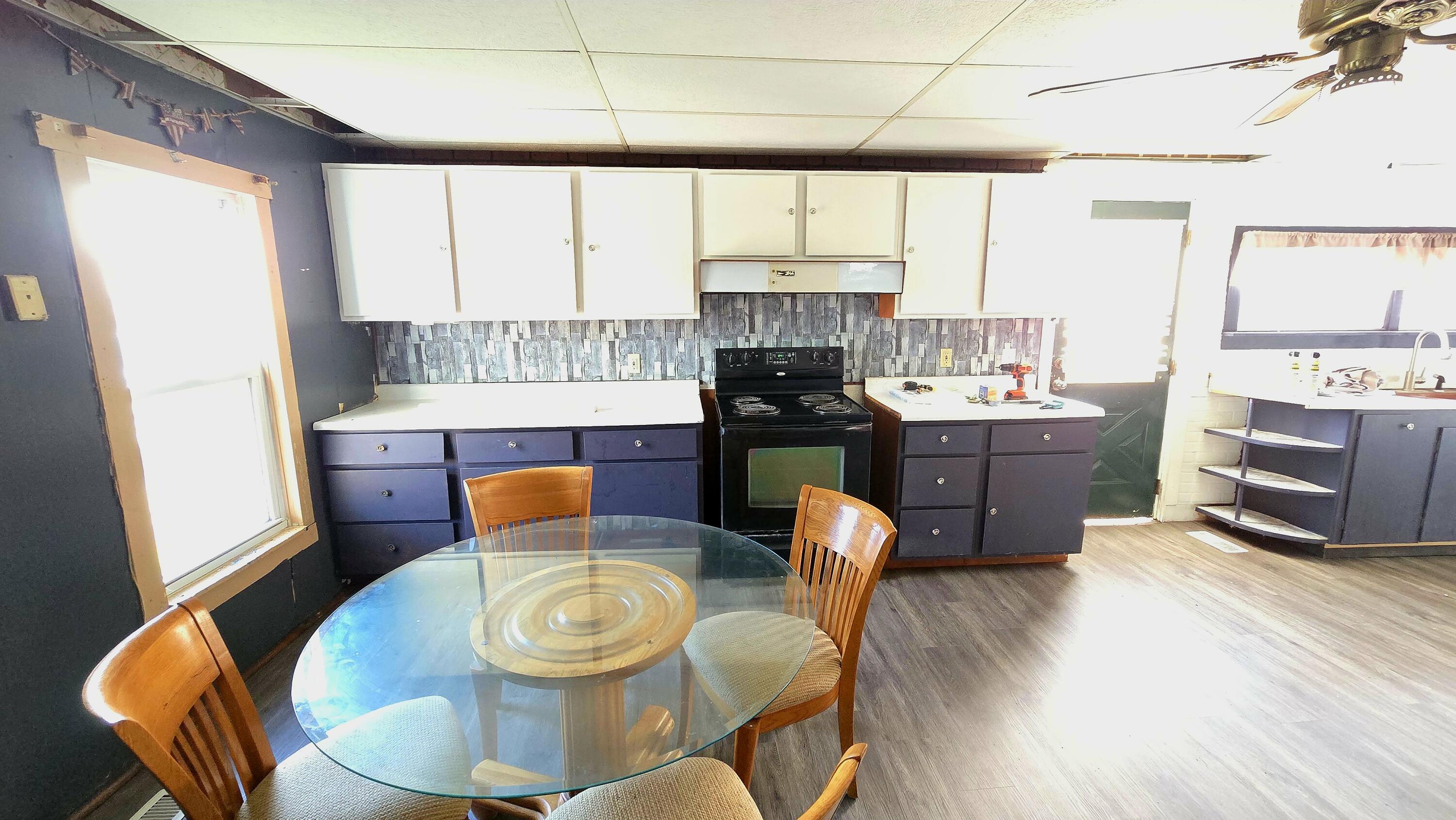 19 Church Street, Mechanicsburg, Ohio 43044