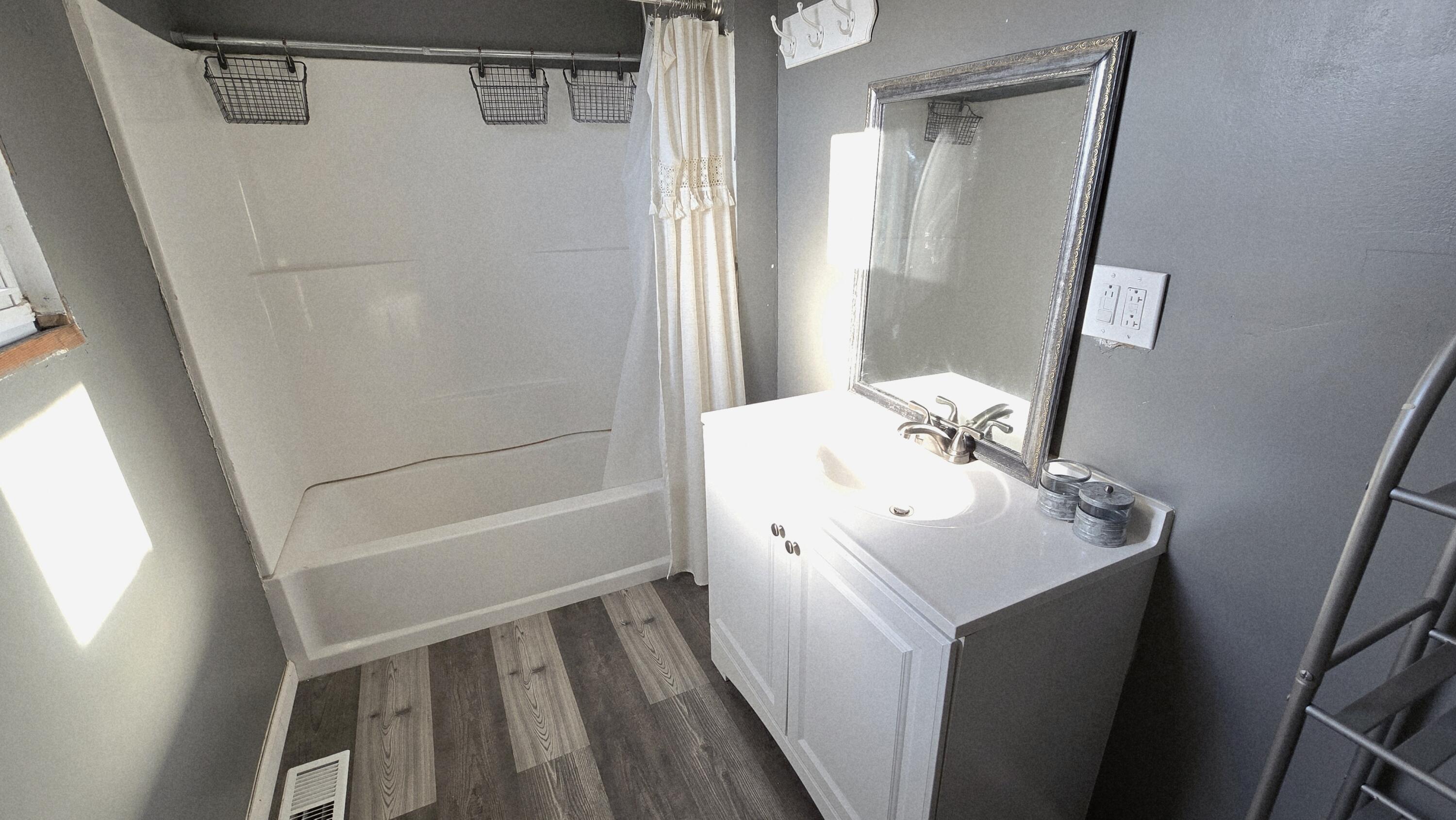 19 Church Street, Mechanicsburg, Ohio 43044