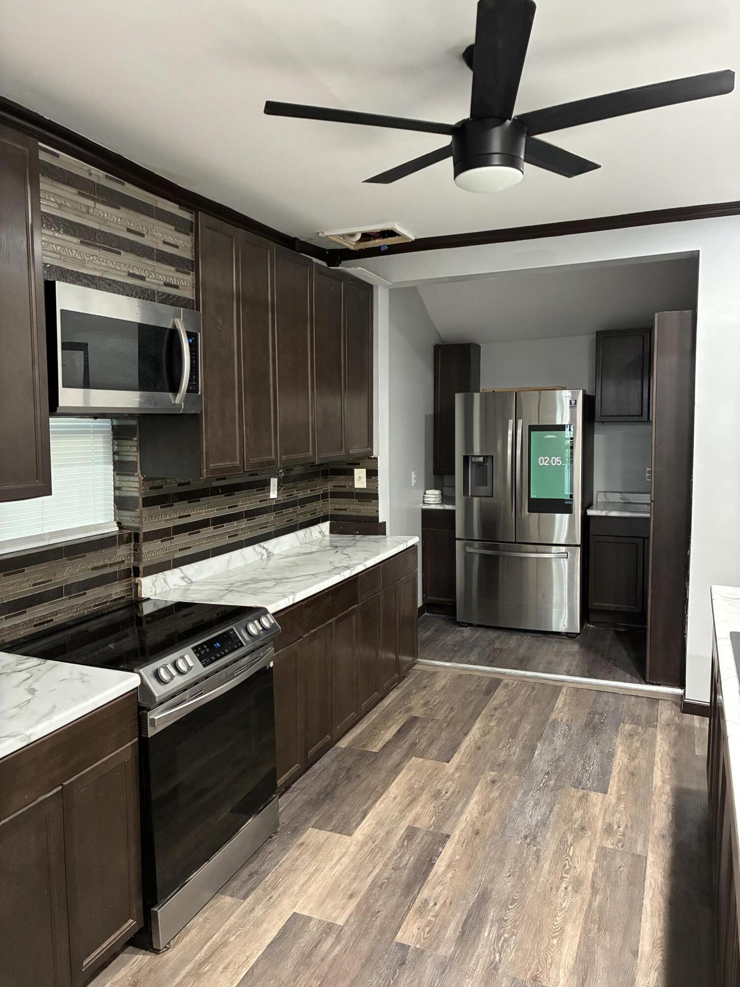 1619 Center Boulevard, Springfield, Ohio 45506