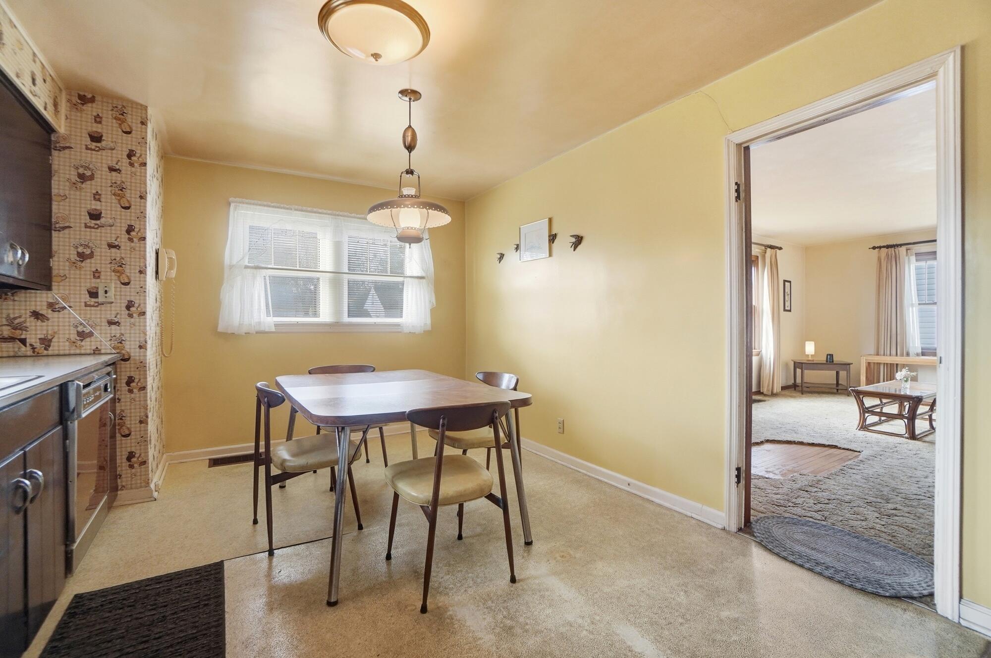 2222 Kenton Street, Springfield, Ohio 45505