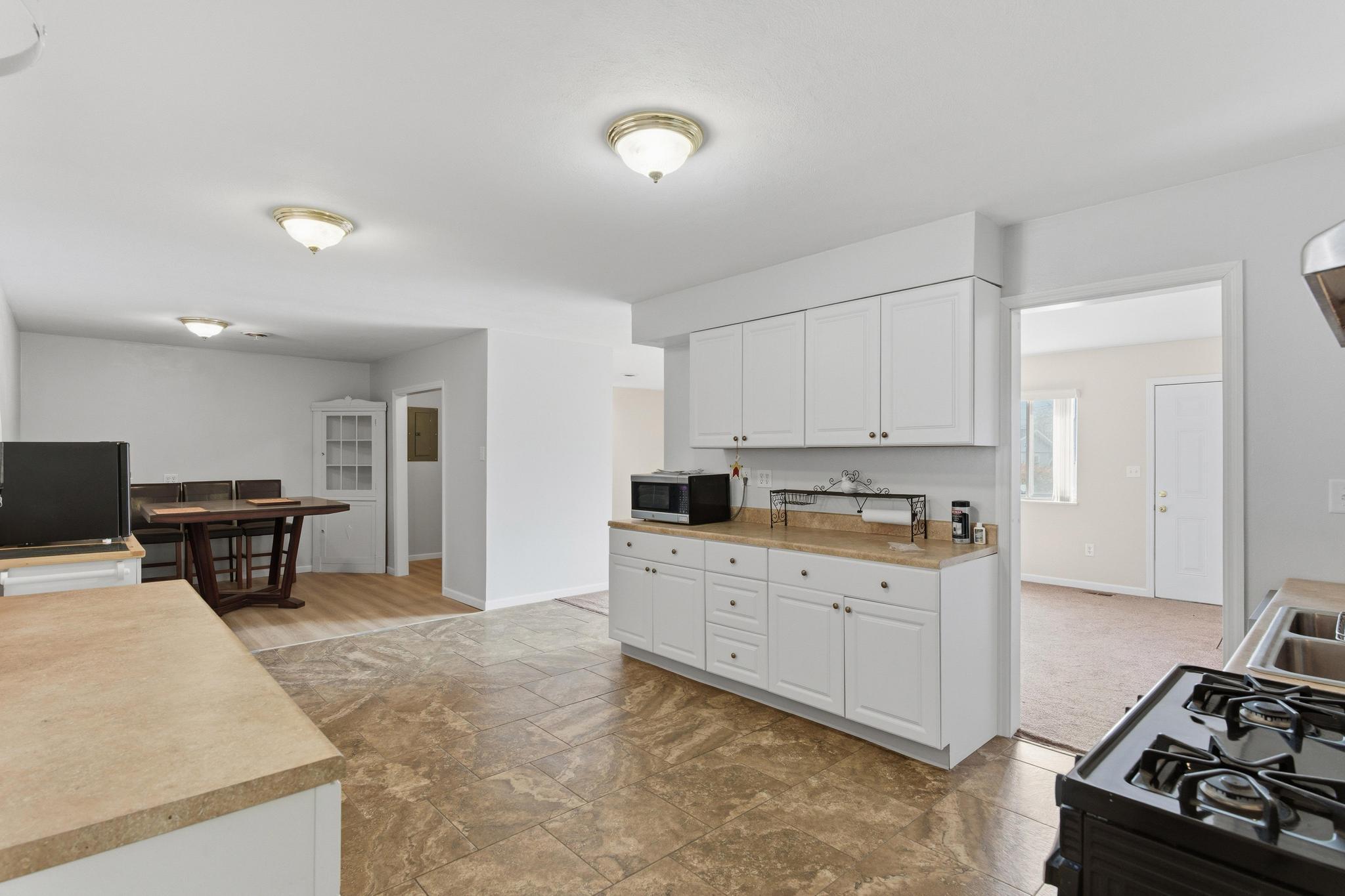 6596 Oak Hill Drive, Enon, Ohio 45323