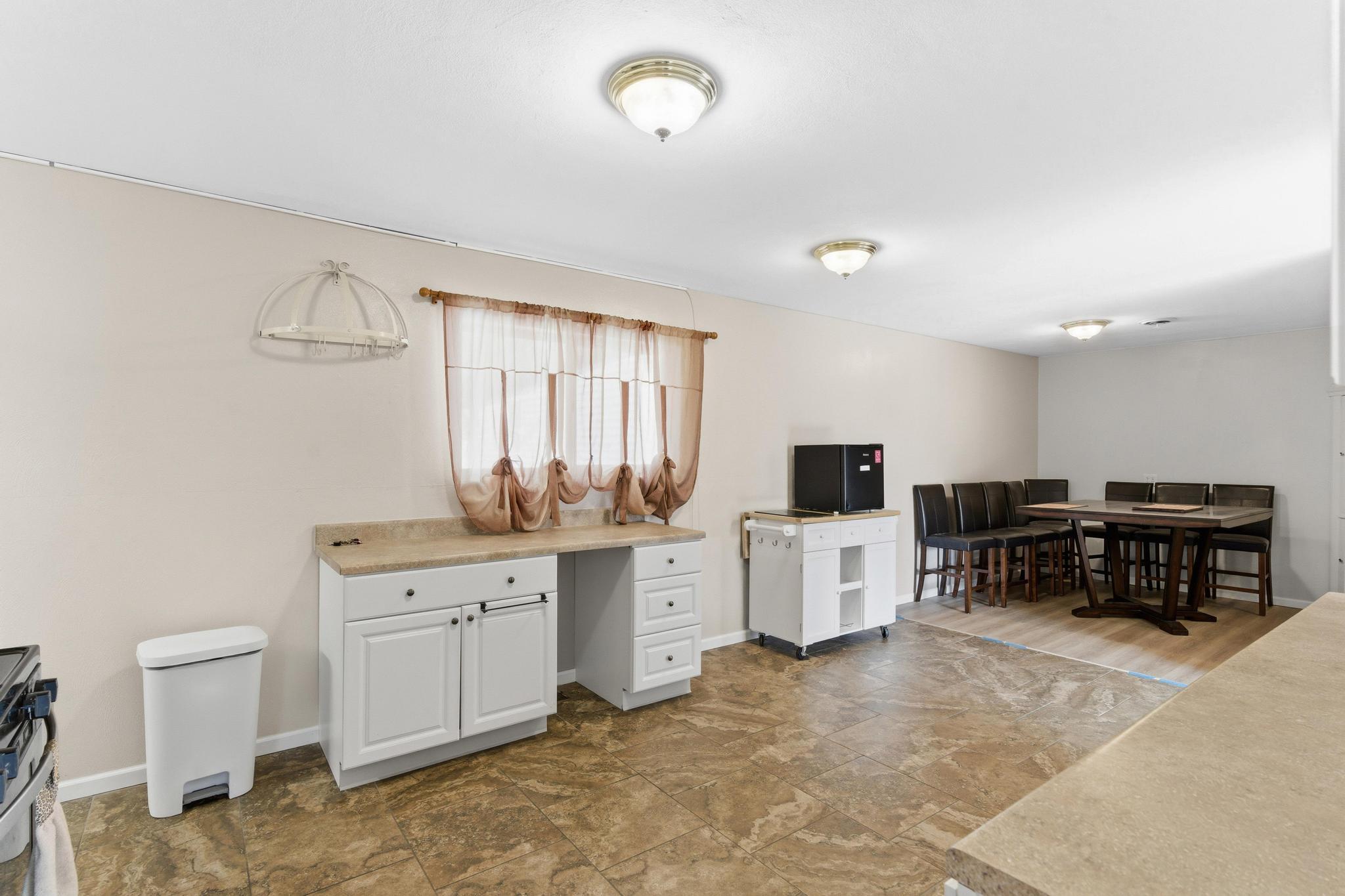 6596 Oak Hill Drive, Enon, Ohio 45323