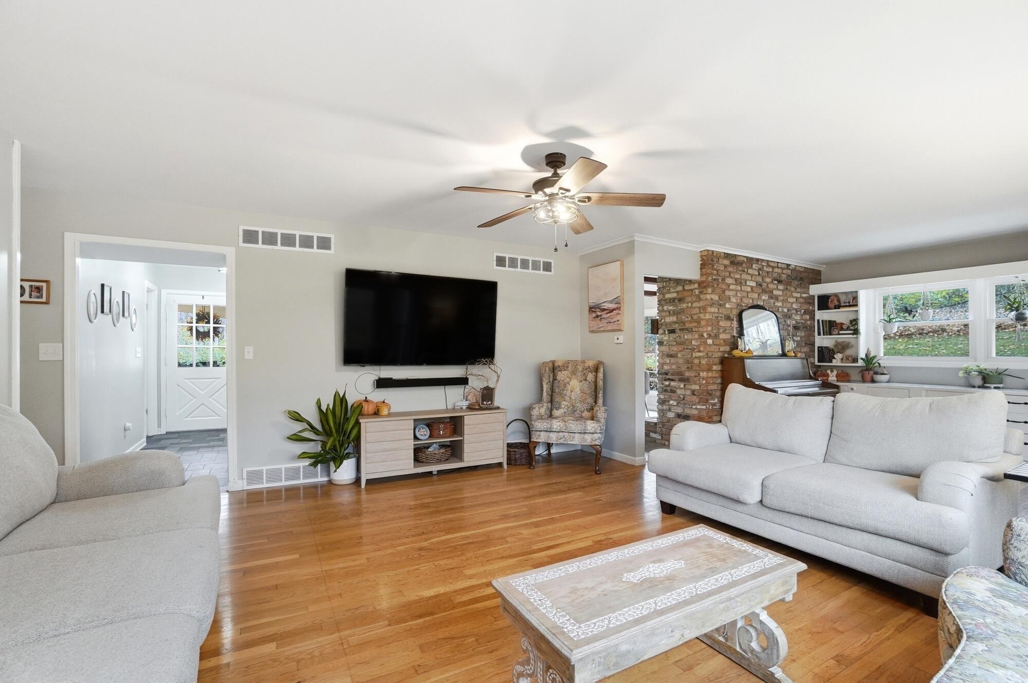 2919 Locust Drive, Springfield, Ohio 45504