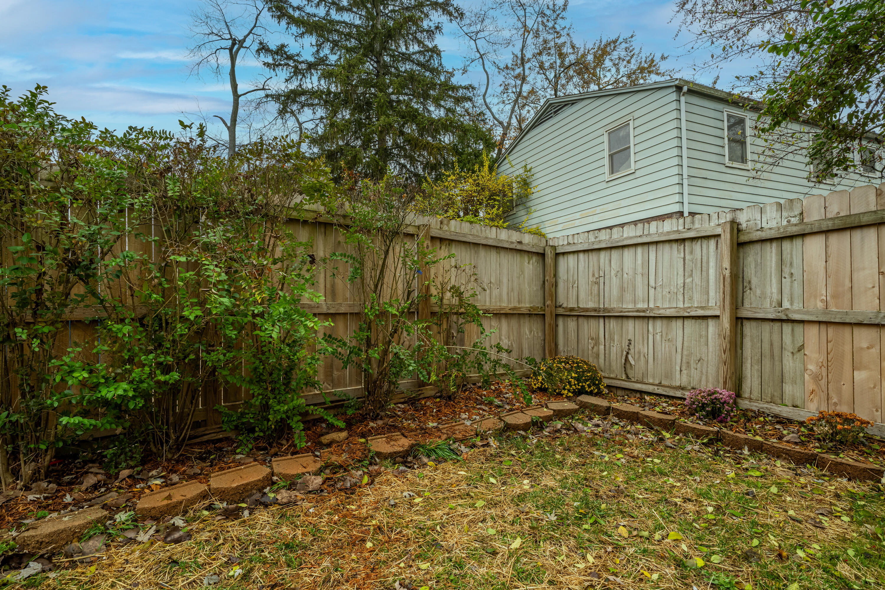 7616 Harshmanville Road, Huber Heights, Ohio 45424