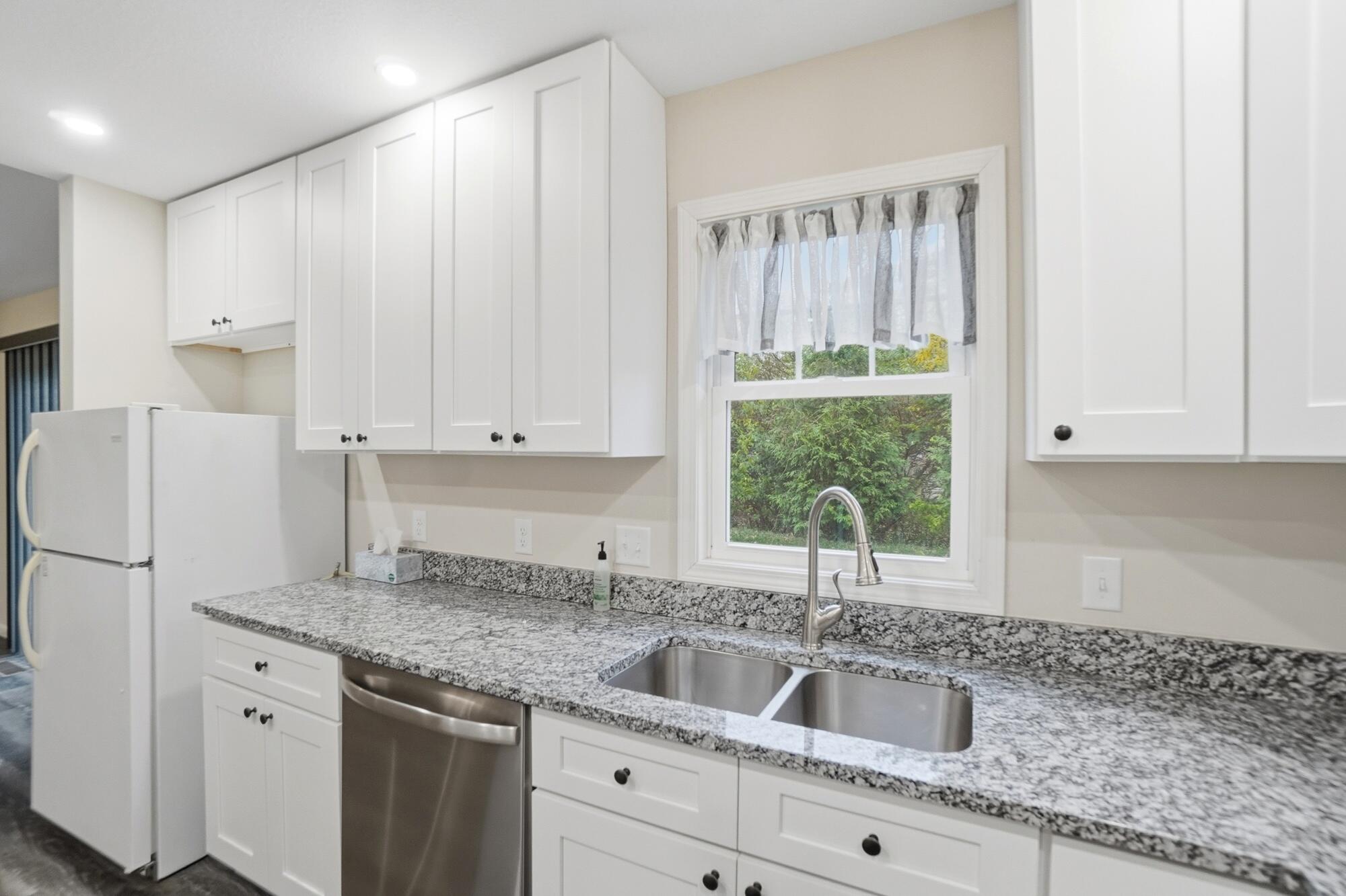 221 Falcon Street, Bellefontaine, Ohio 43311