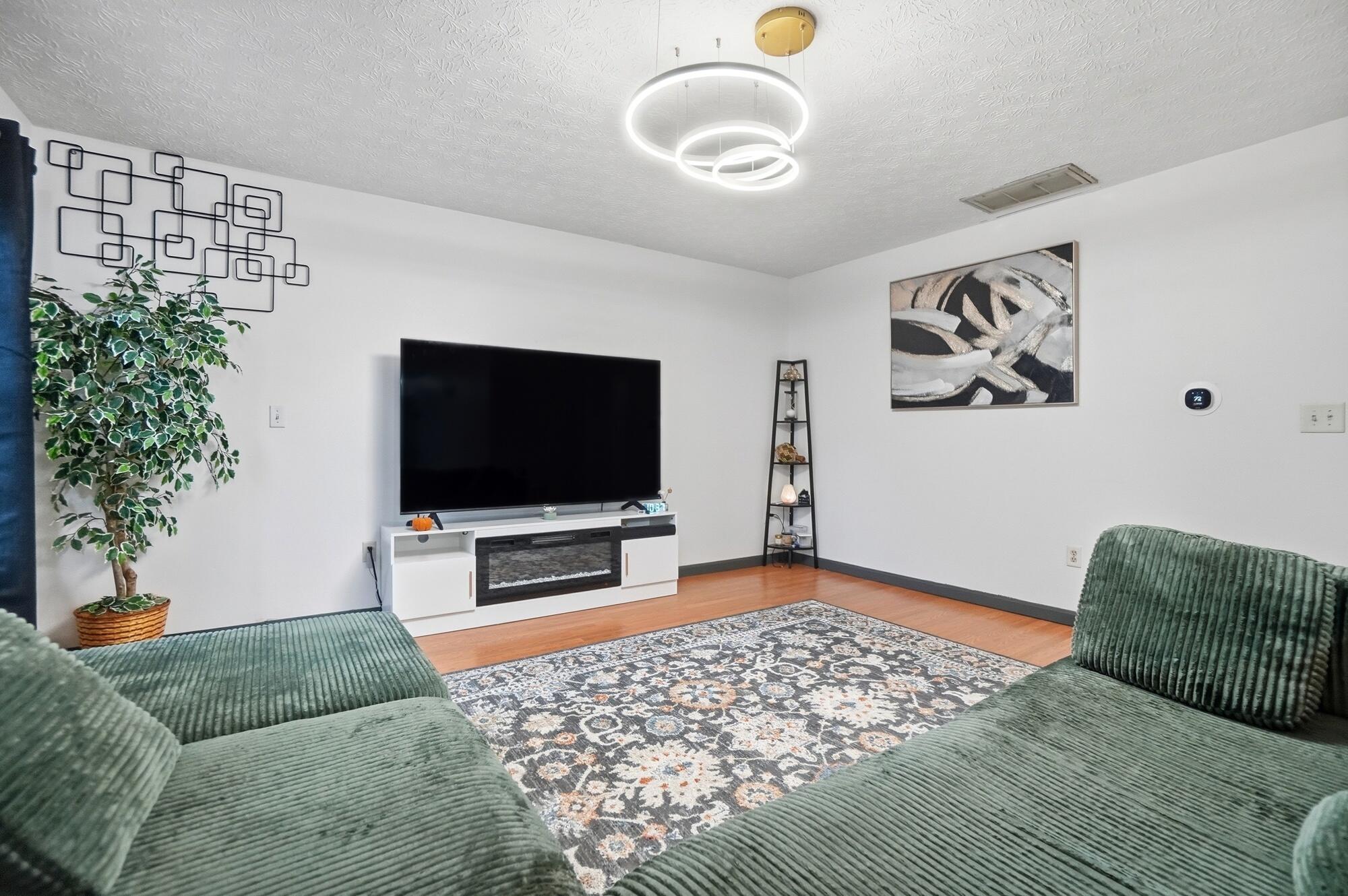 1360 Vista Ridge Drive, Miamisburg, Ohio 45342