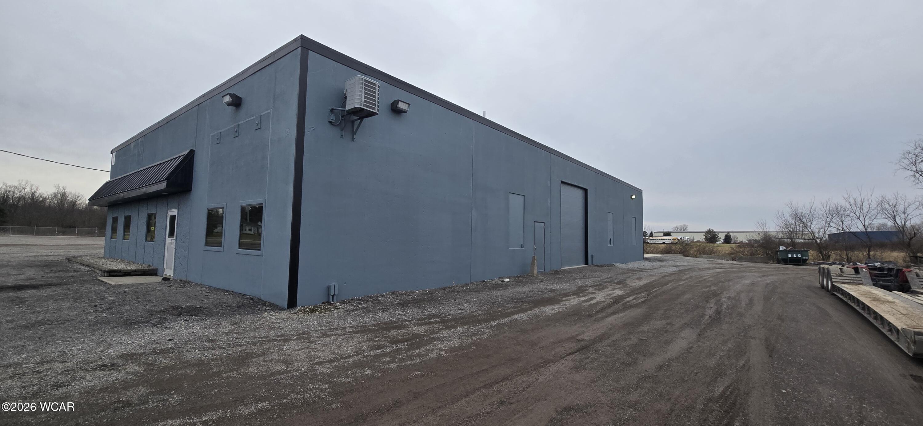 1359 Hanthorn Road, Lima, Ohio