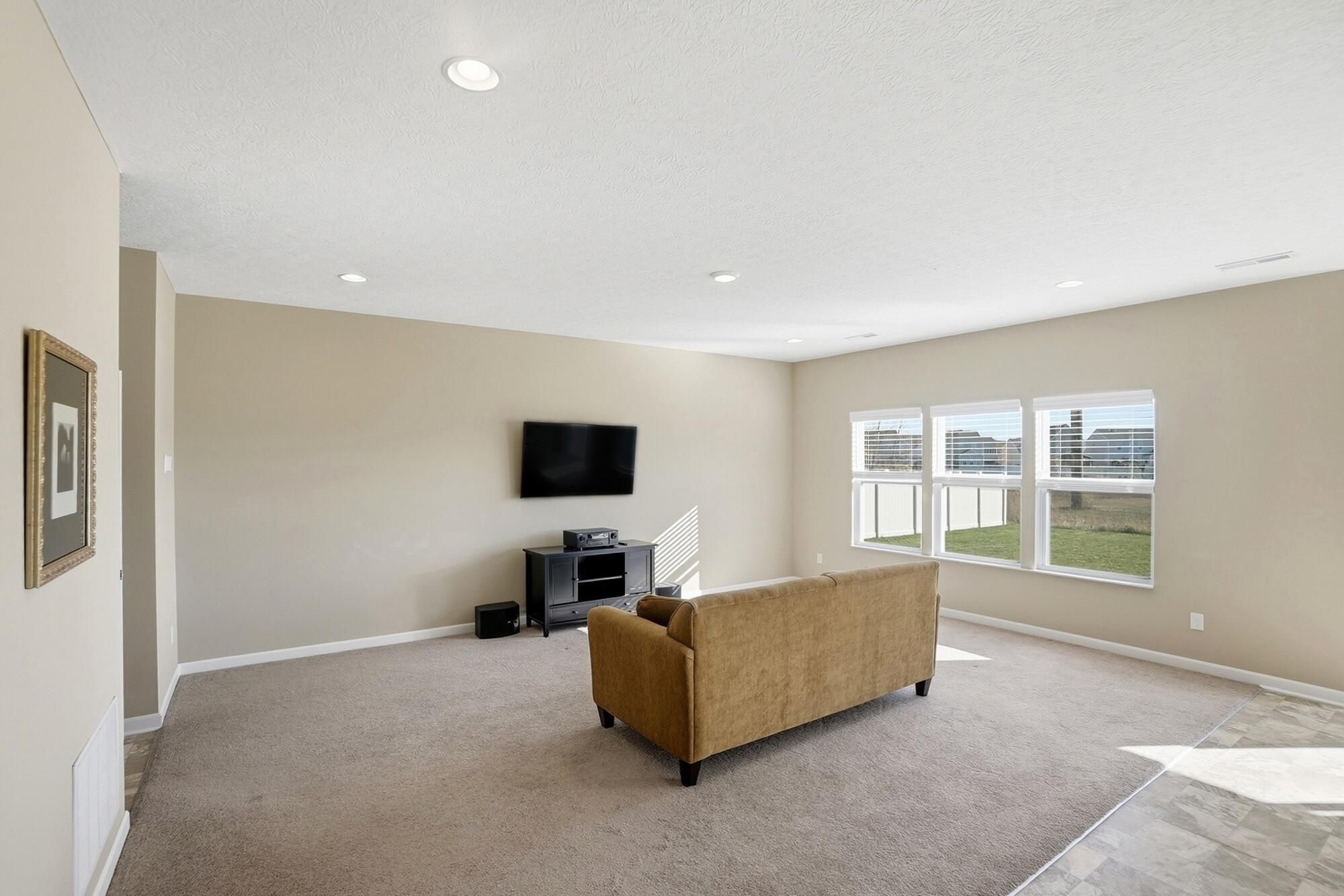 1239 Eagleton Boulevard, London, Ohio 43140