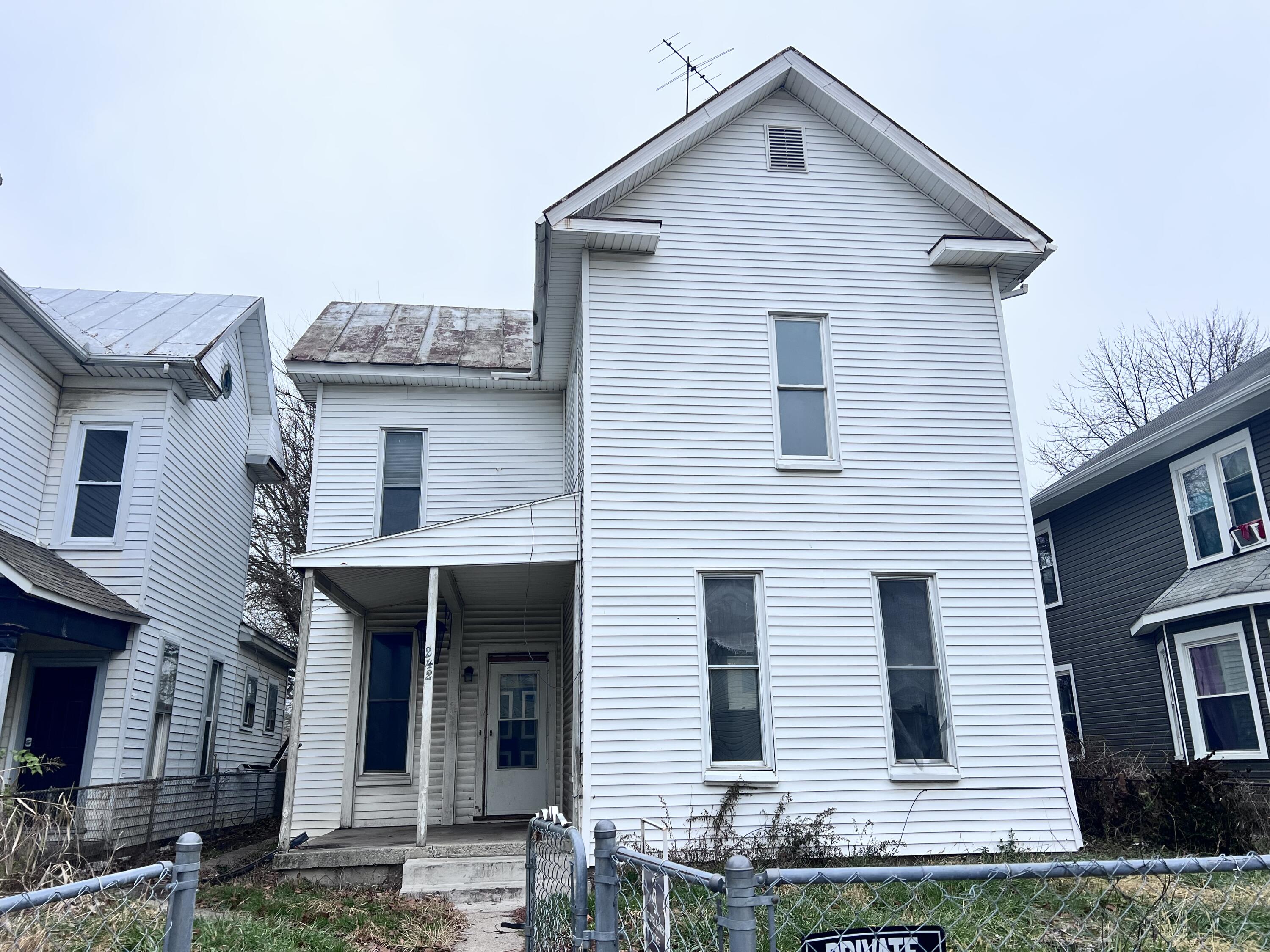 242 Chestnut Avenue, Springfield, Ohio 45503