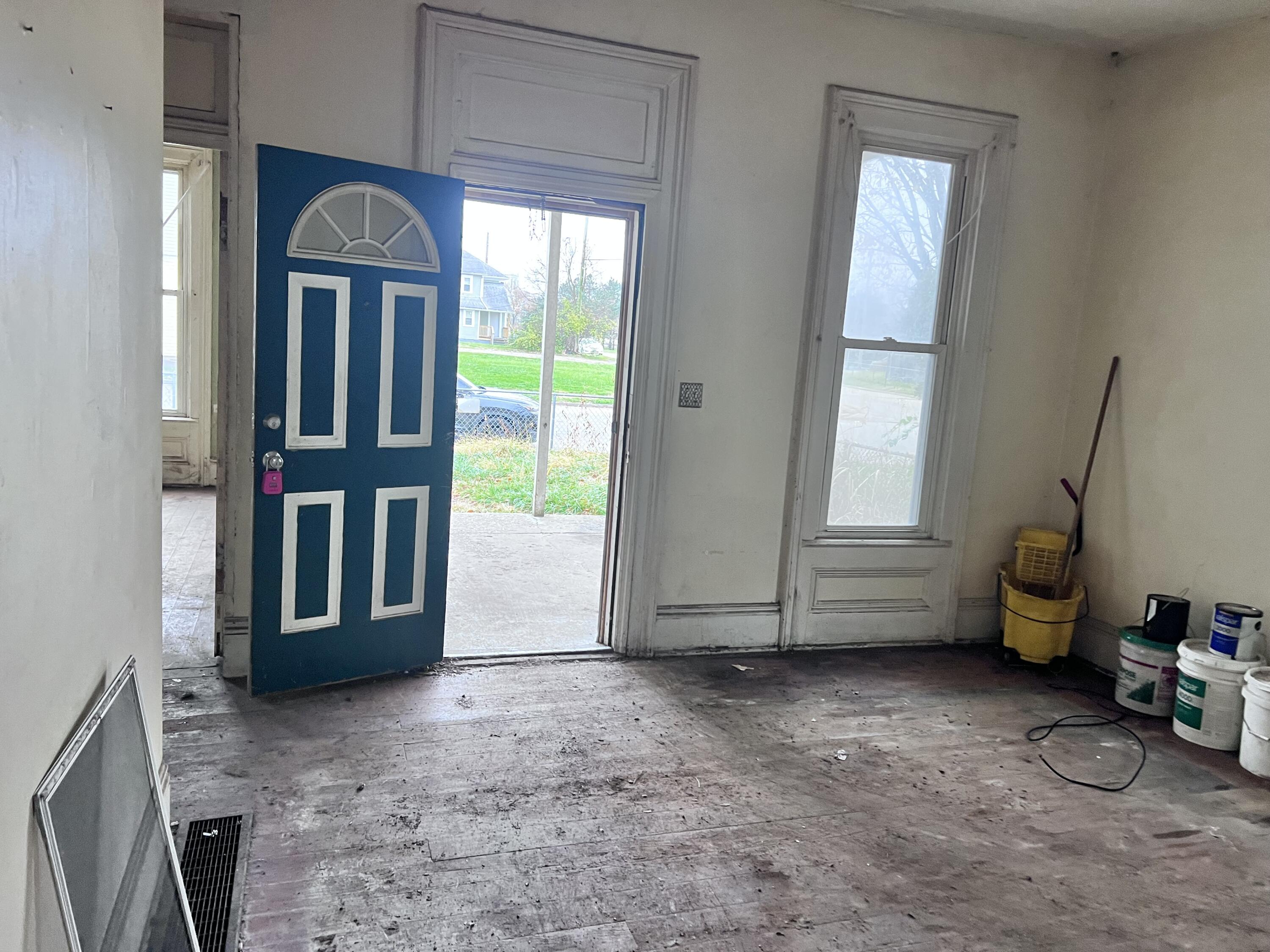 242 Chestnut Avenue, Springfield, Ohio 45503