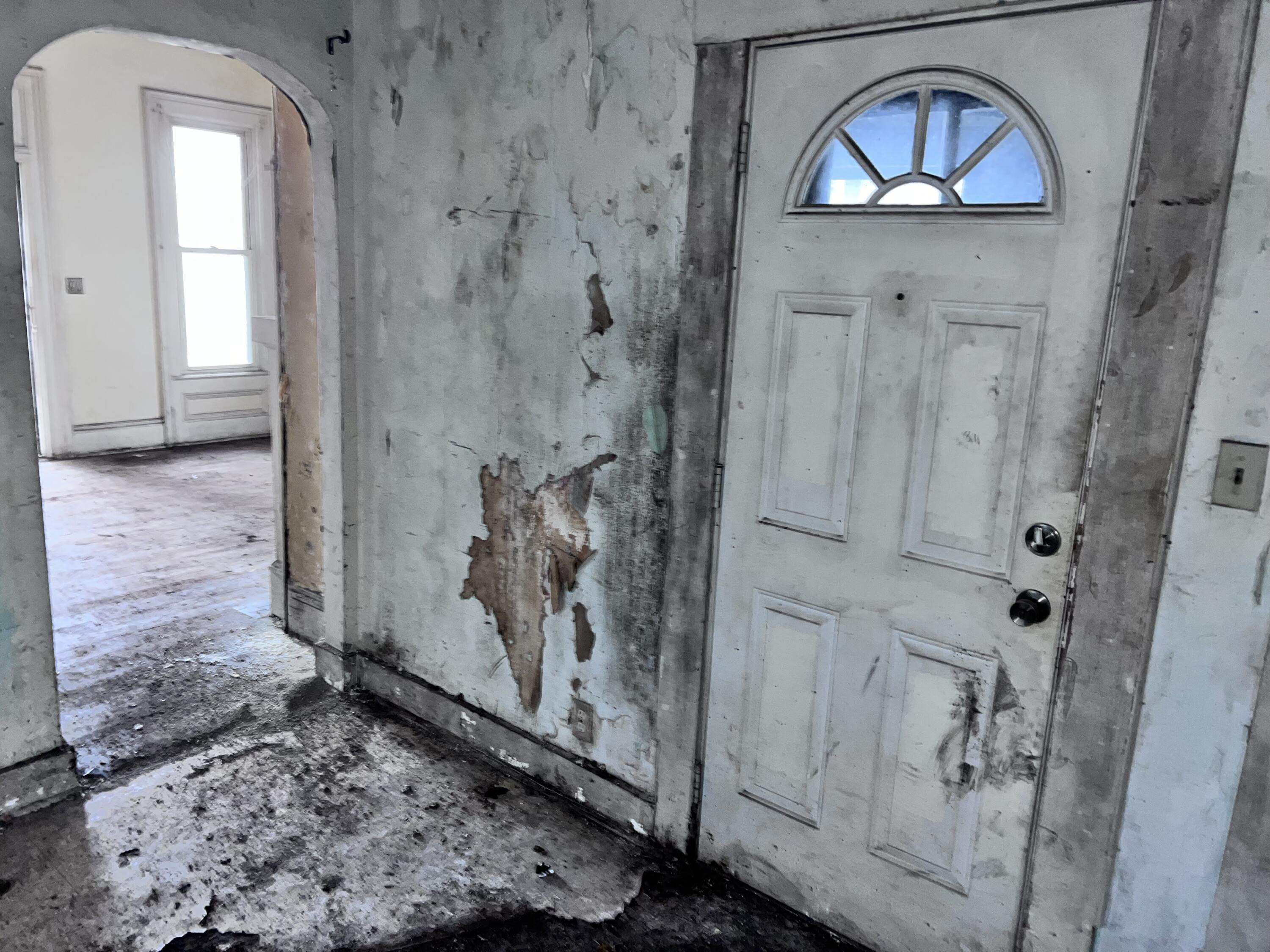 242 Chestnut Avenue, Springfield, Ohio 45503