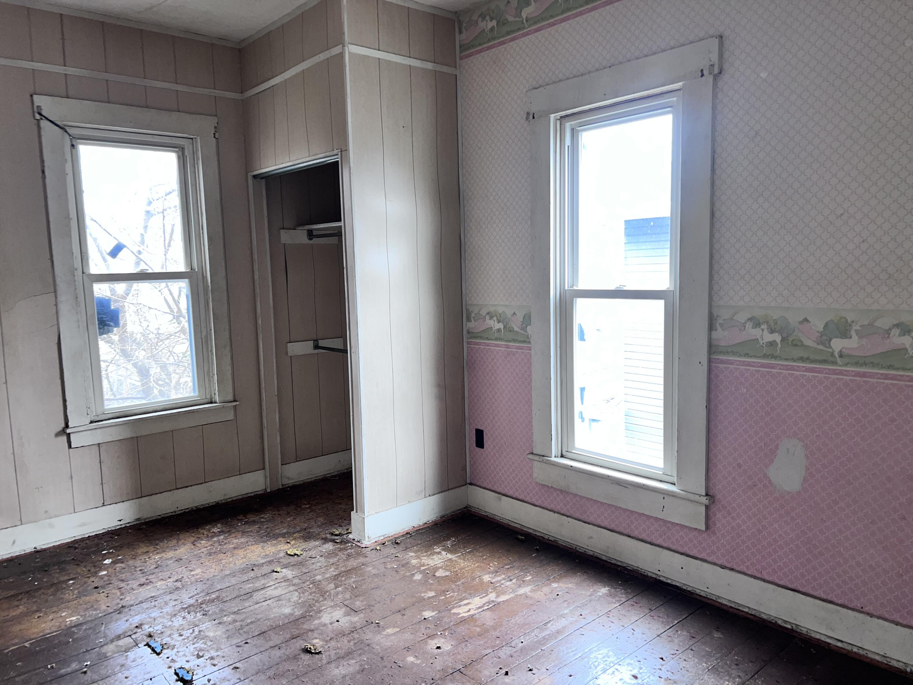 242 Chestnut Avenue, Springfield, Ohio 45503