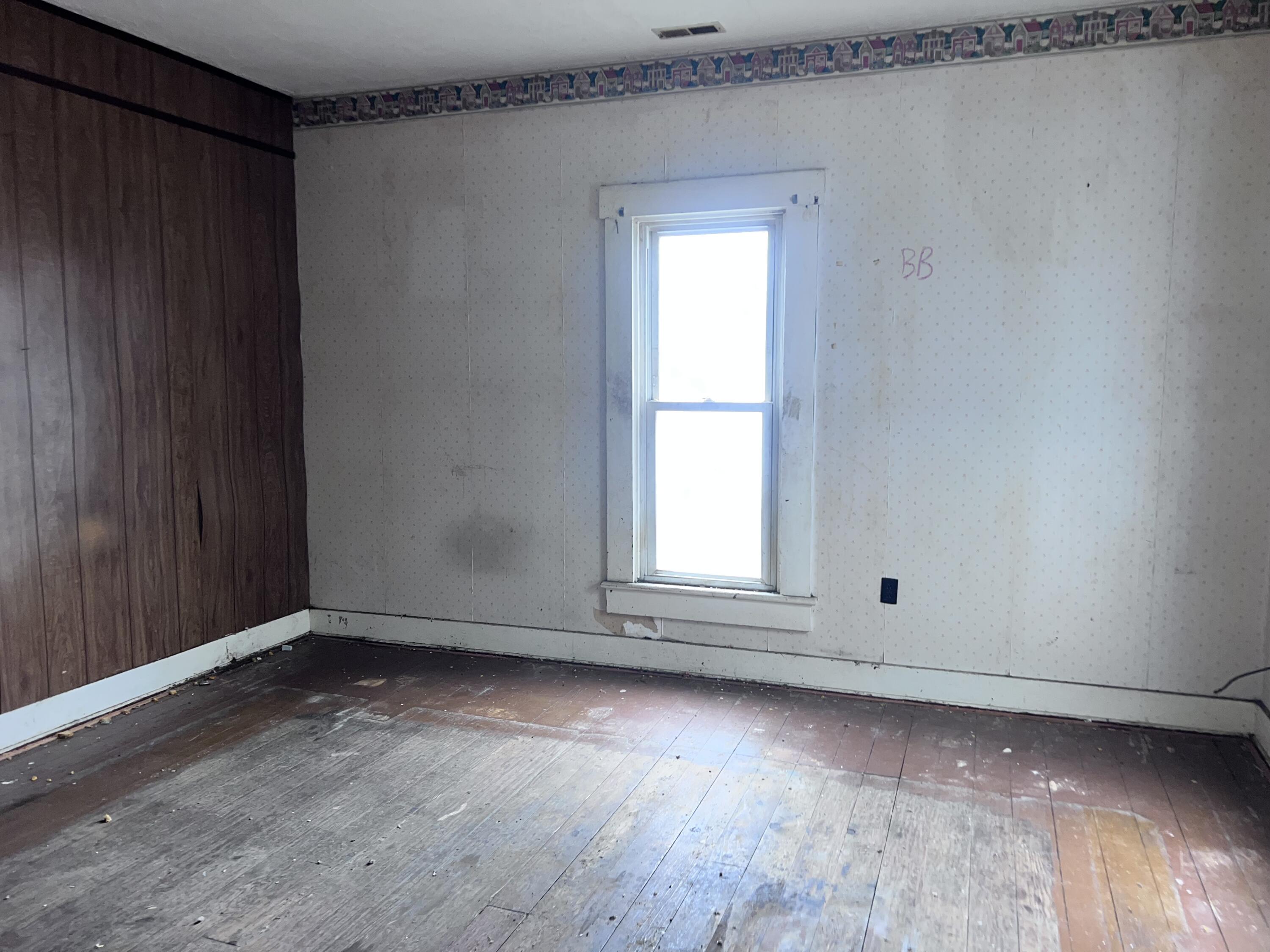 242 Chestnut Avenue, Springfield, Ohio 45503