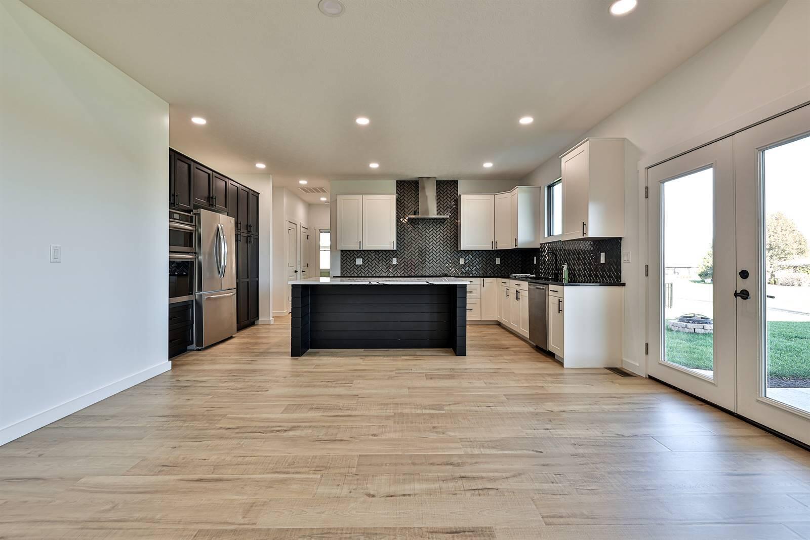 950 Rosenthal Drive, Tipp City, Ohio 45371