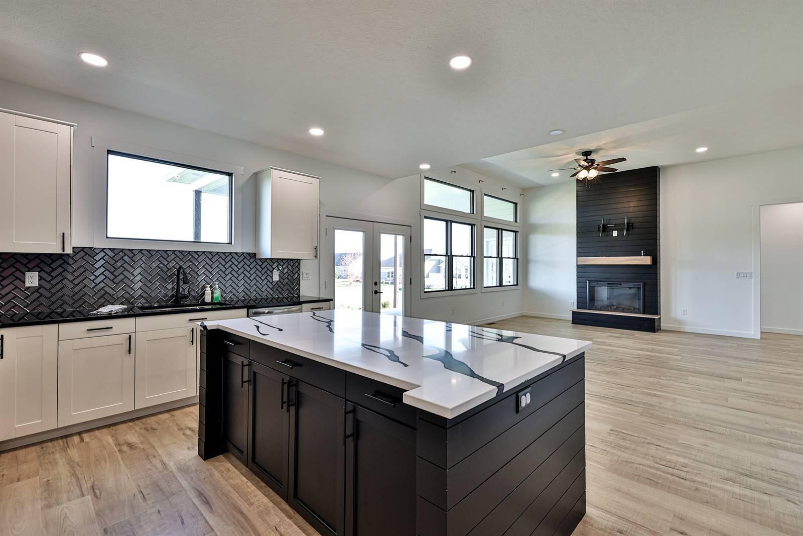 950 Rosenthal Drive, Tipp City, Ohio 45371