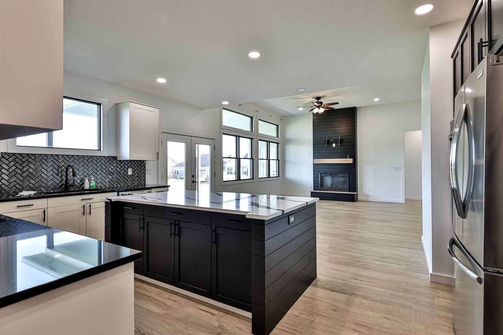 950 Rosenthal Drive, Tipp City, Ohio 45371