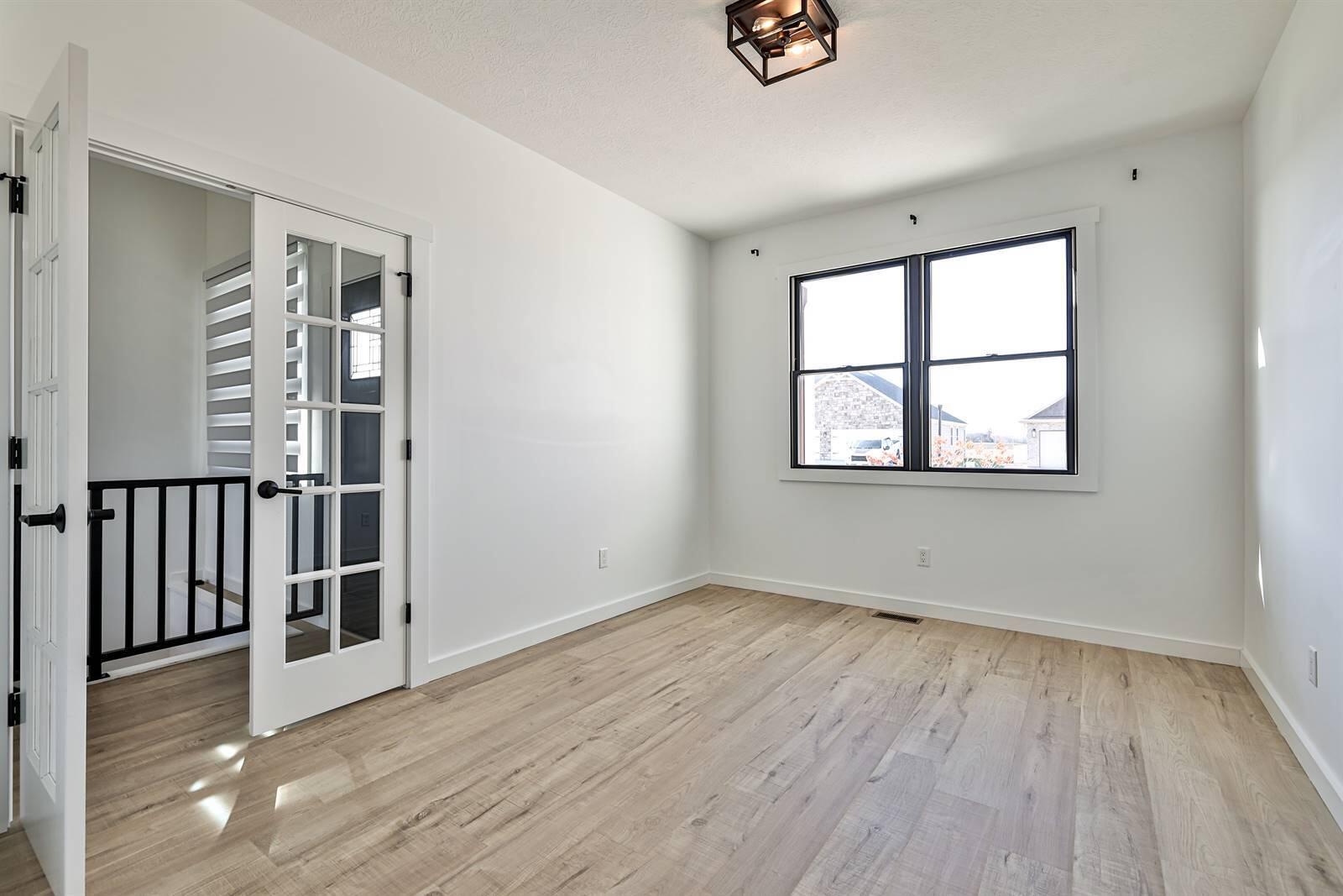 950 Rosenthal Drive, Tipp City, Ohio 45371