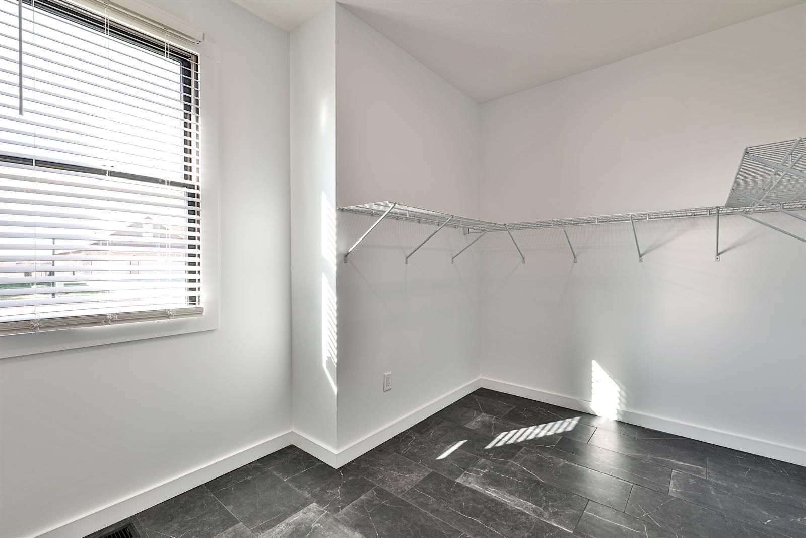 950 Rosenthal Drive, Tipp City, Ohio 45371