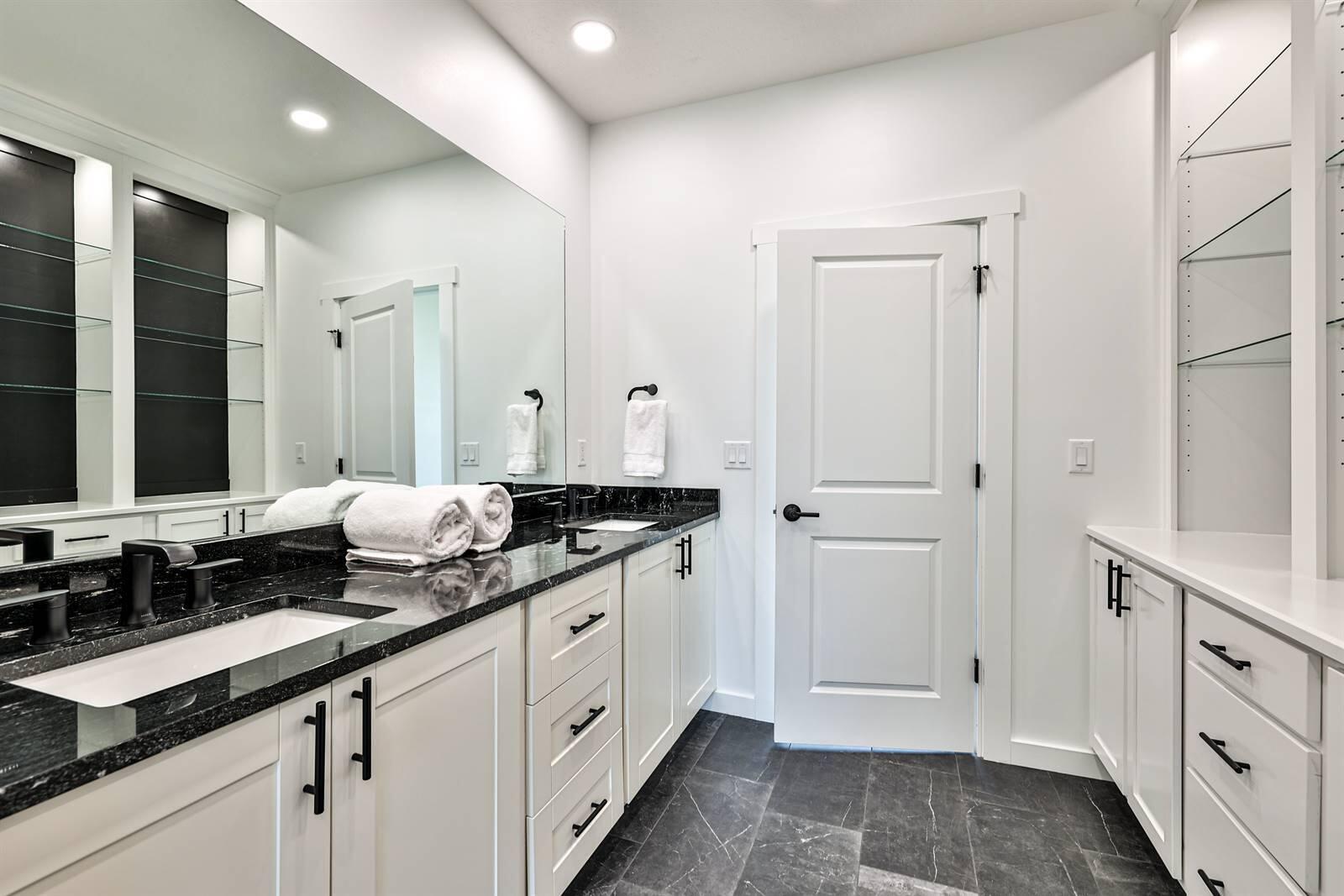 950 Rosenthal Drive, Tipp City, Ohio 45371