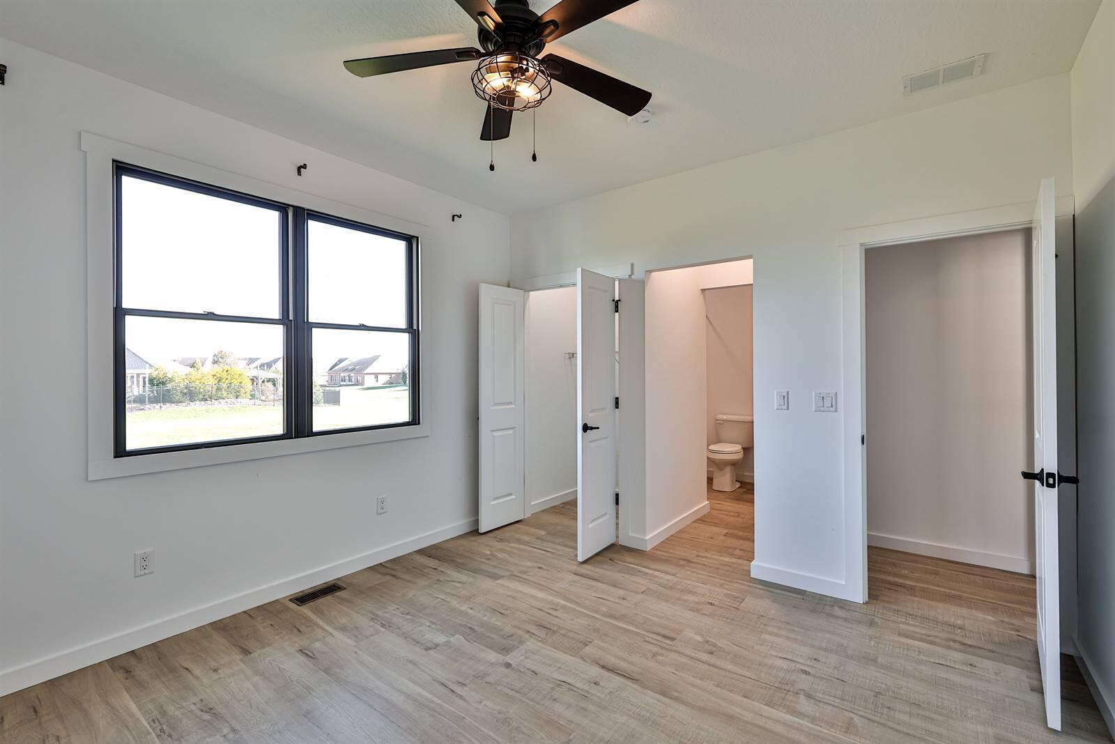 950 Rosenthal Drive, Tipp City, Ohio 45371