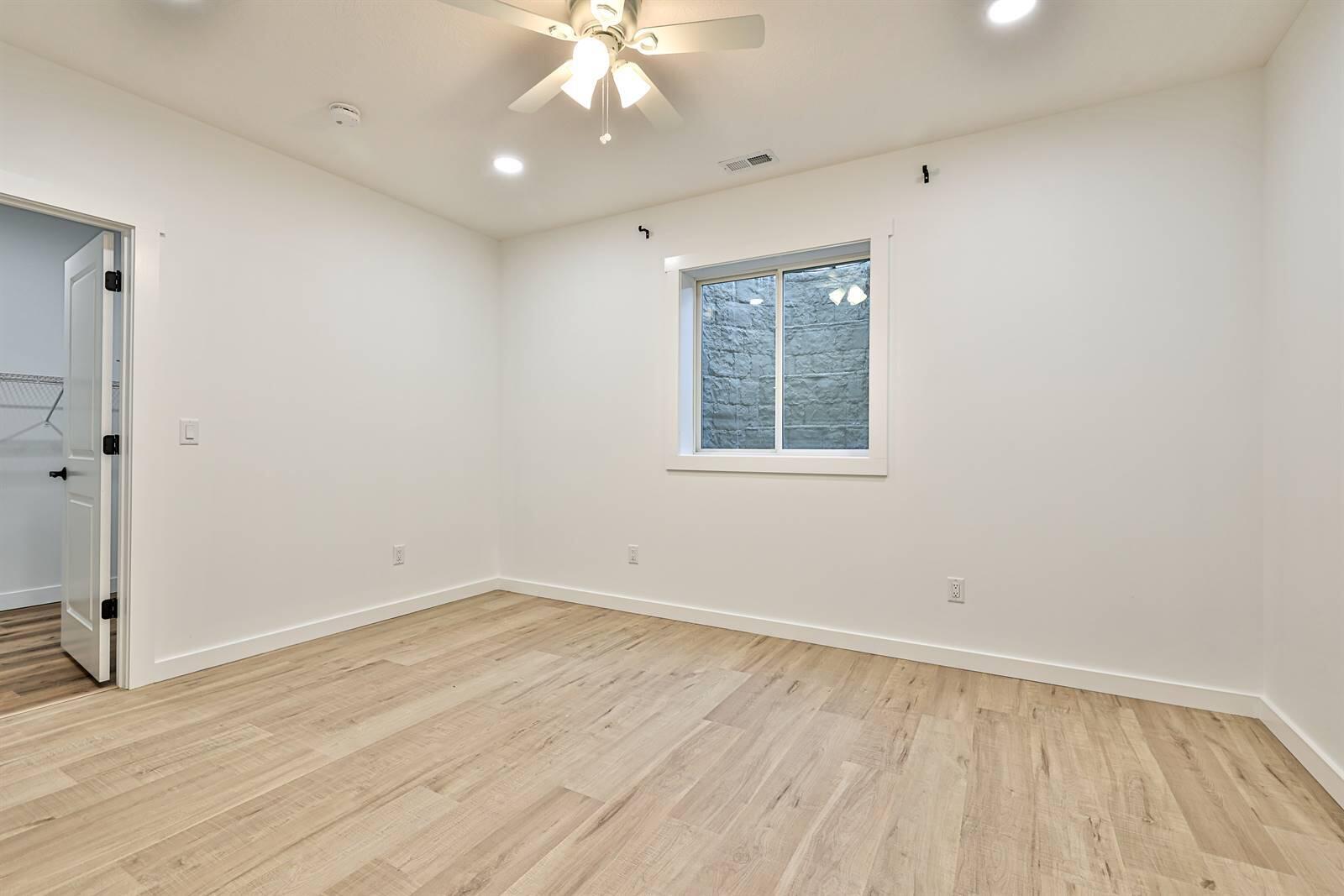 950 Rosenthal Drive, Tipp City, Ohio 45371