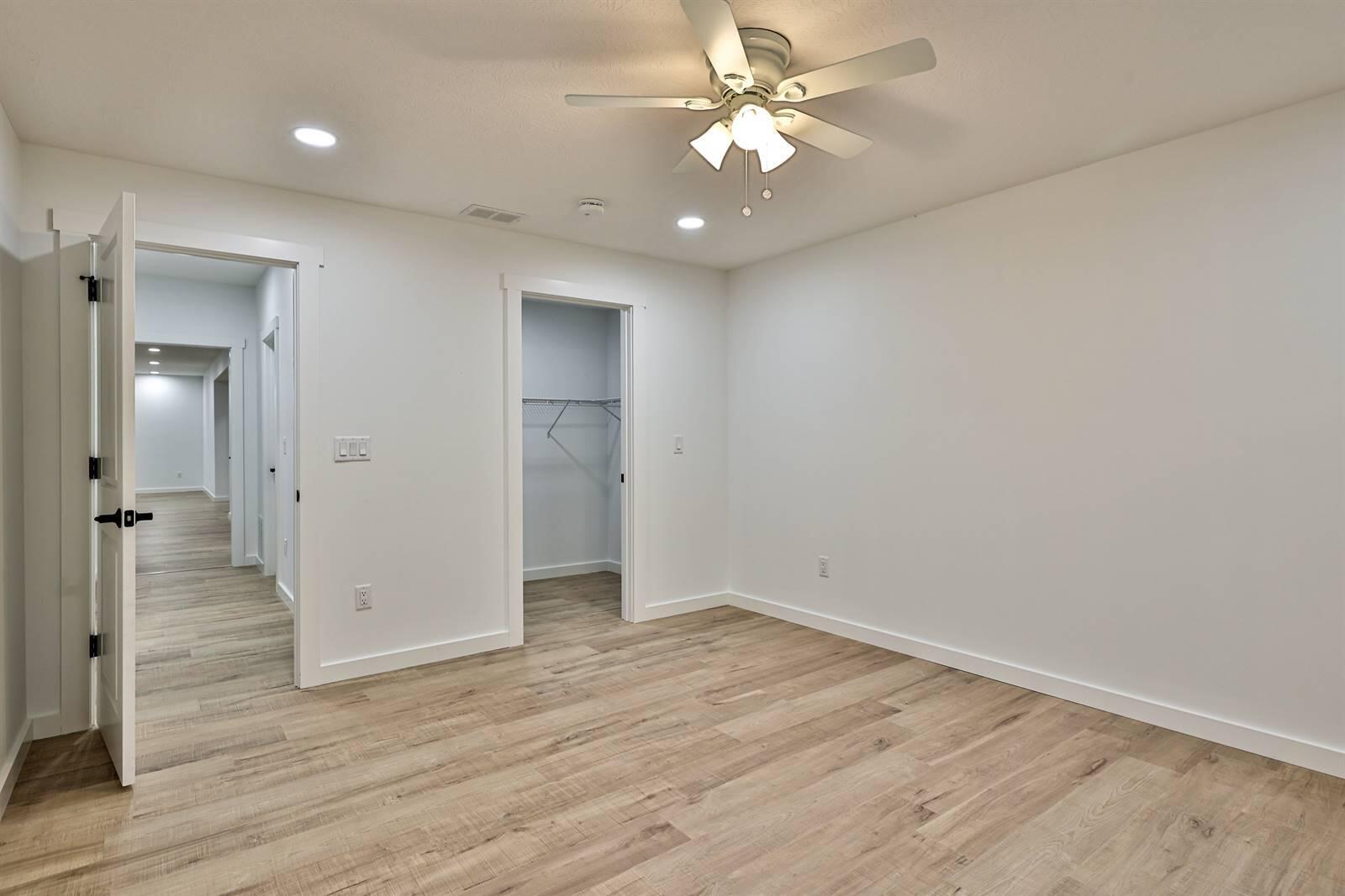 950 Rosenthal Drive, Tipp City, Ohio 45371