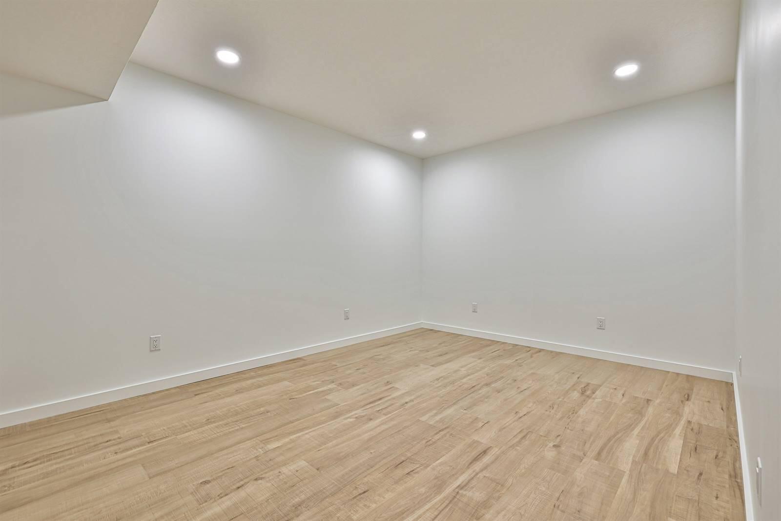 950 Rosenthal Drive, Tipp City, Ohio 45371