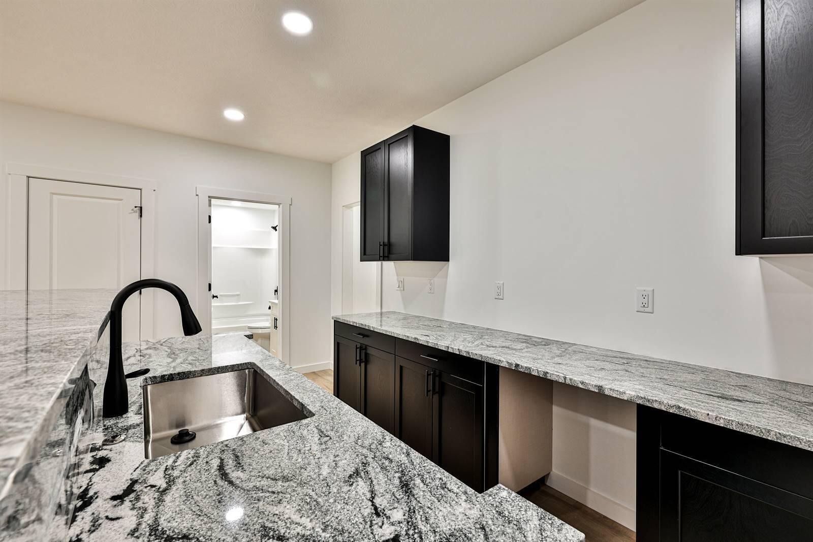 950 Rosenthal Drive, Tipp City, Ohio 45371