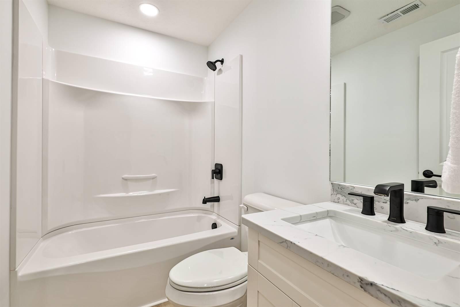 950 Rosenthal Drive, Tipp City, Ohio 45371