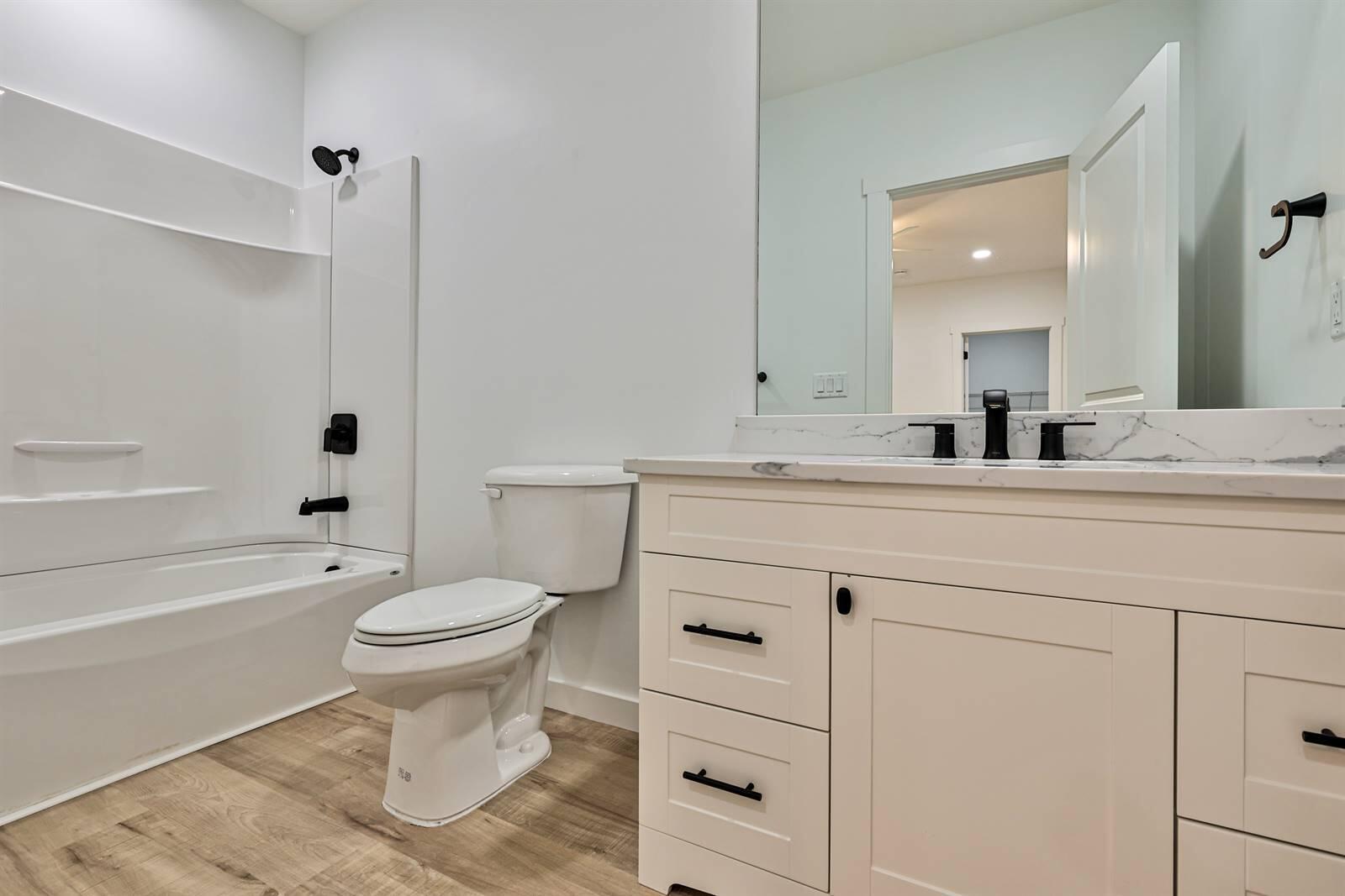 950 Rosenthal Drive, Tipp City, Ohio 45371