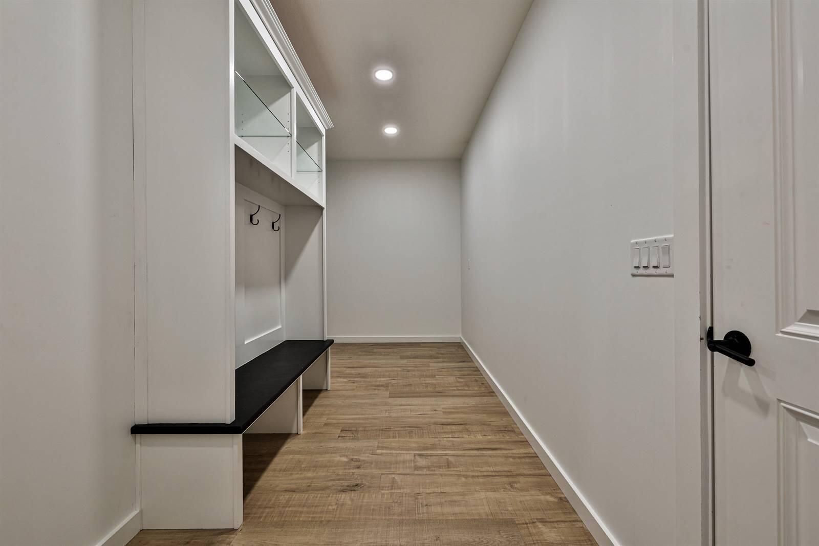 950 Rosenthal Drive, Tipp City, Ohio 45371