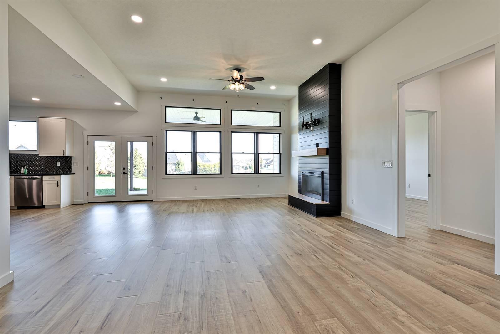 950 Rosenthal Drive, Tipp City, Ohio 45371